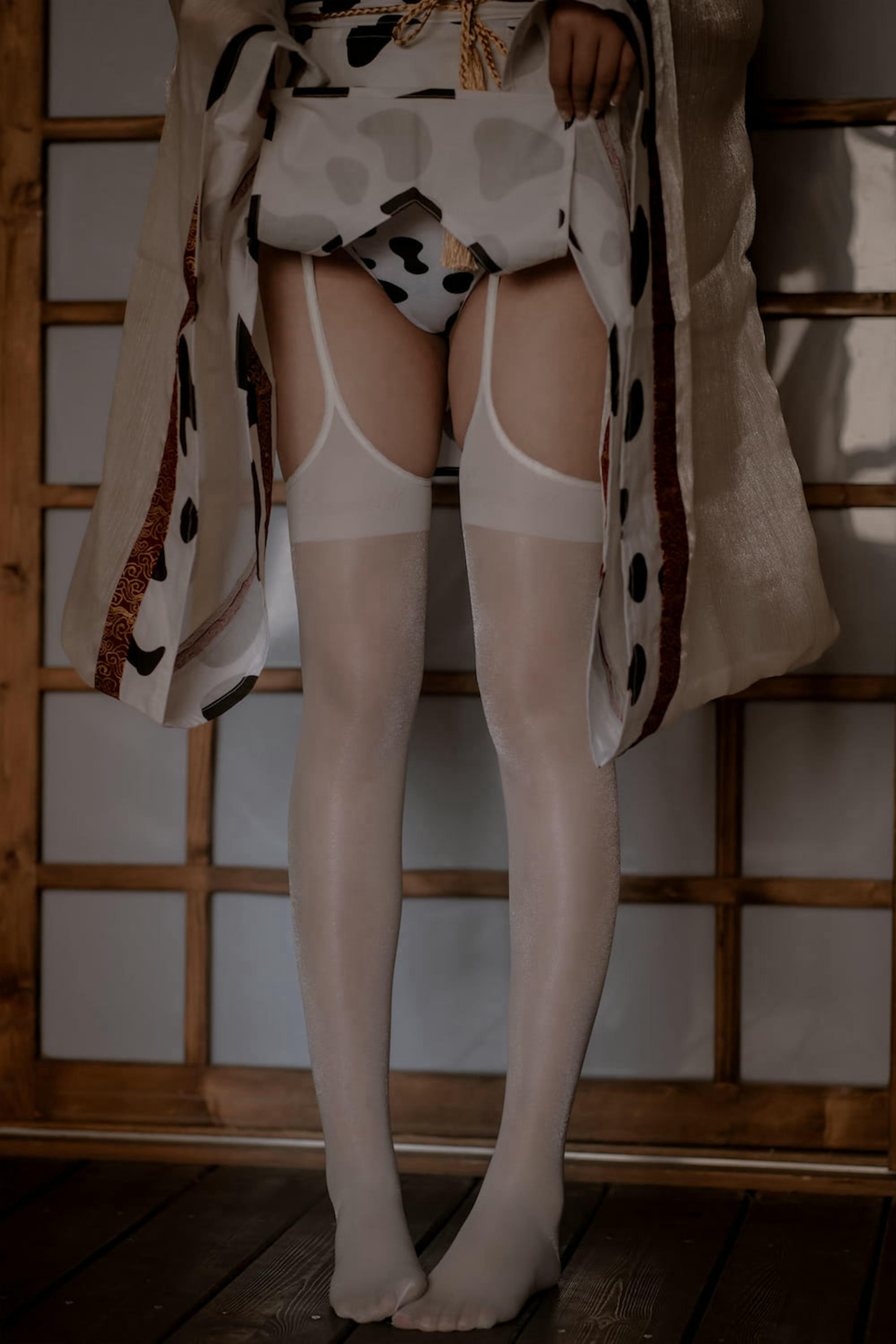 轩萧学姐 NO.020 牛牛和服 [47P240M]_第2集