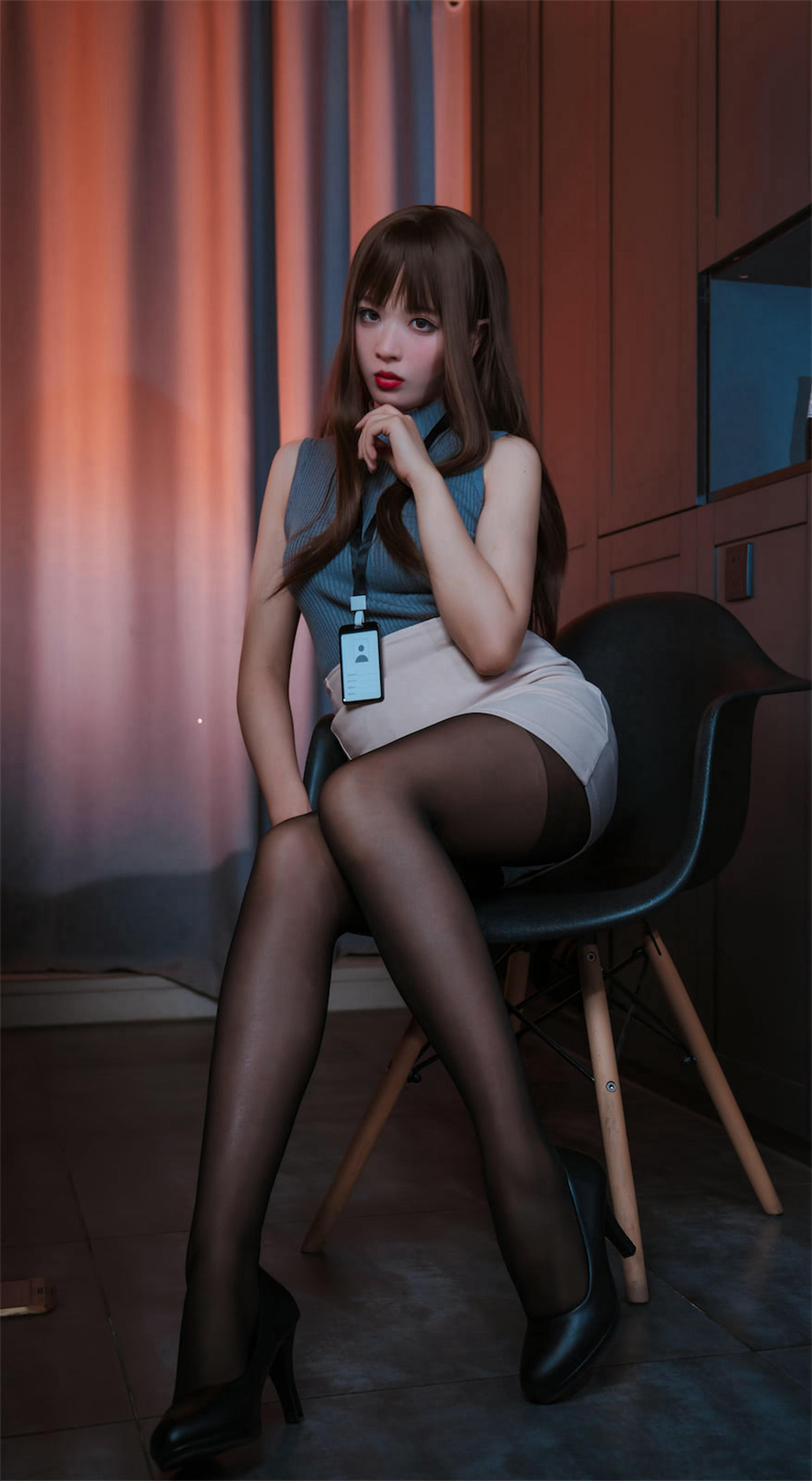 轩萧学姐 NO.023 微醺喝醉了ol [57P222M]_第1集