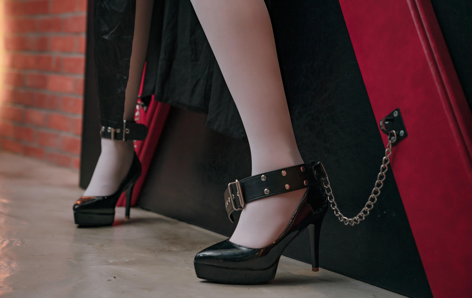 轩萧学姐 NO.031 修女 [49P2V-216MB]_第3集