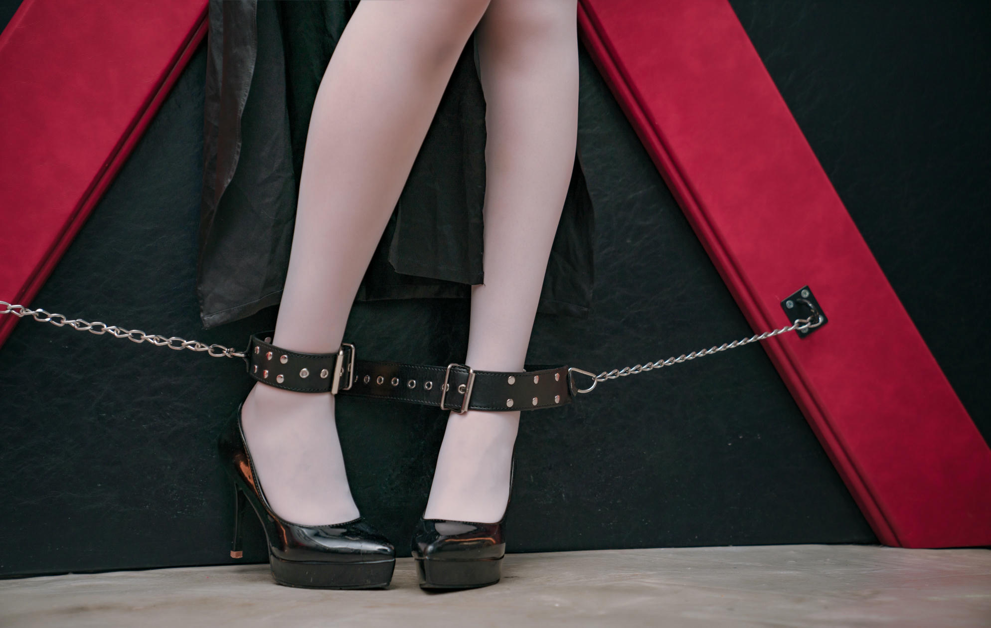 轩萧学姐 NO.031 修女 [49P2V-216MB]_第3集