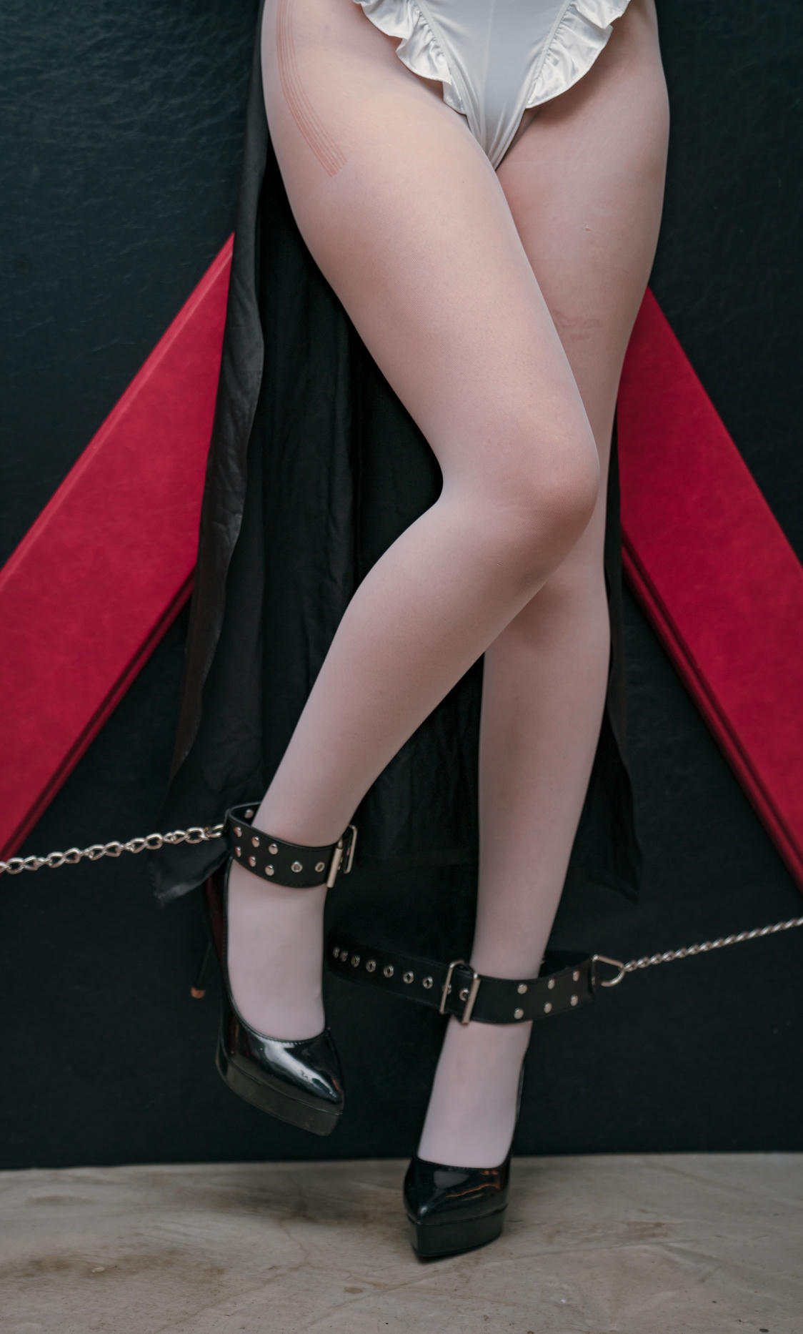 轩萧学姐 NO.031 修女 [49P2V-216MB]_第3集