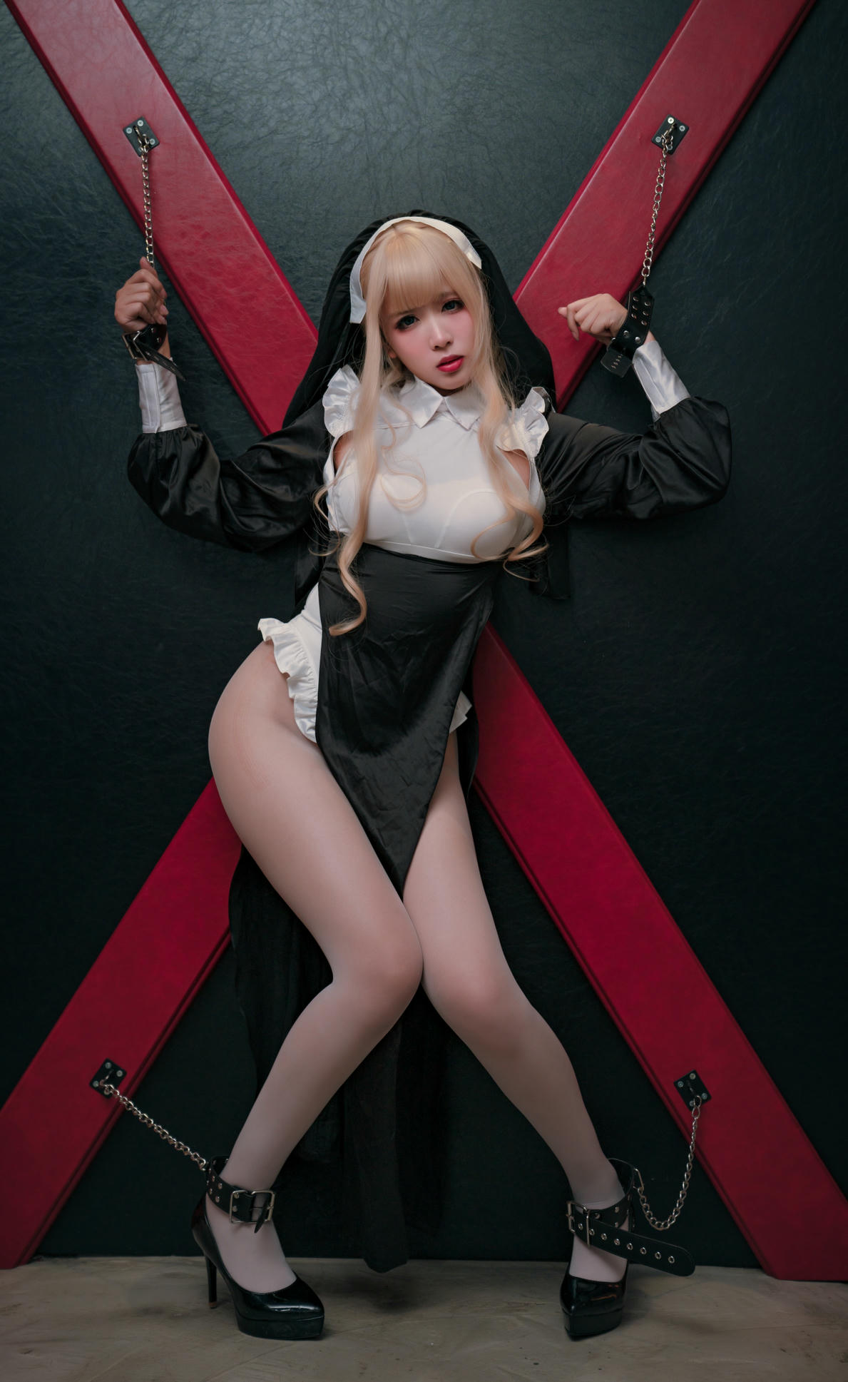 轩萧学姐 NO.031 修女 [49P2V-216MB]_第1集