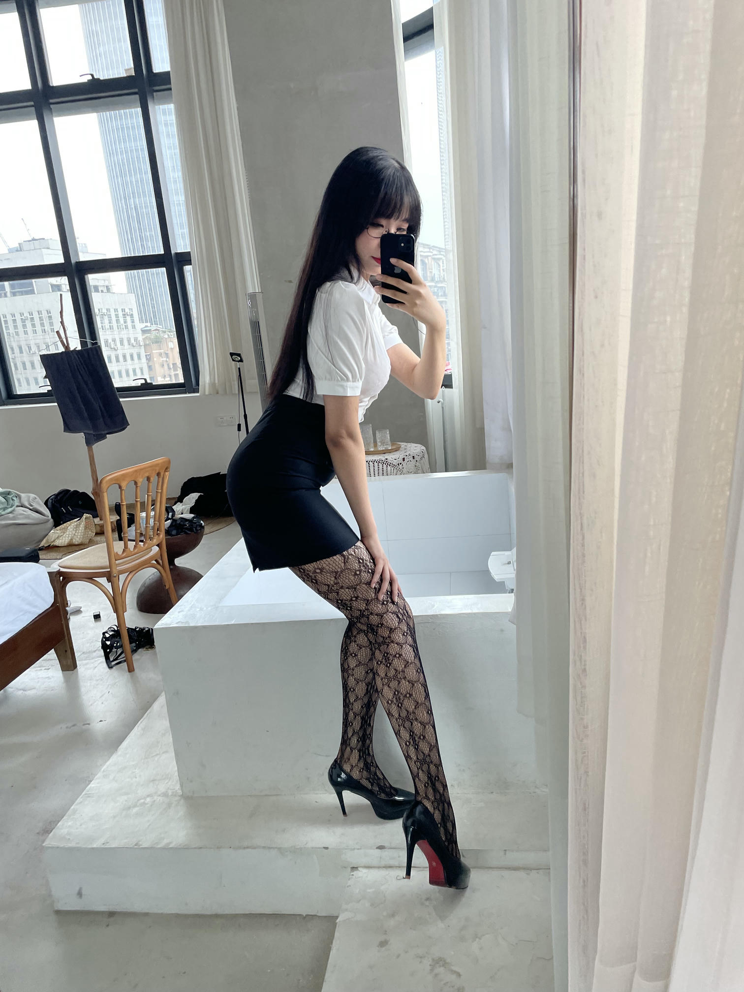 轩萧学姐 NO.032 提花裤袜 [118P2V-449MB]-自拍_第1集