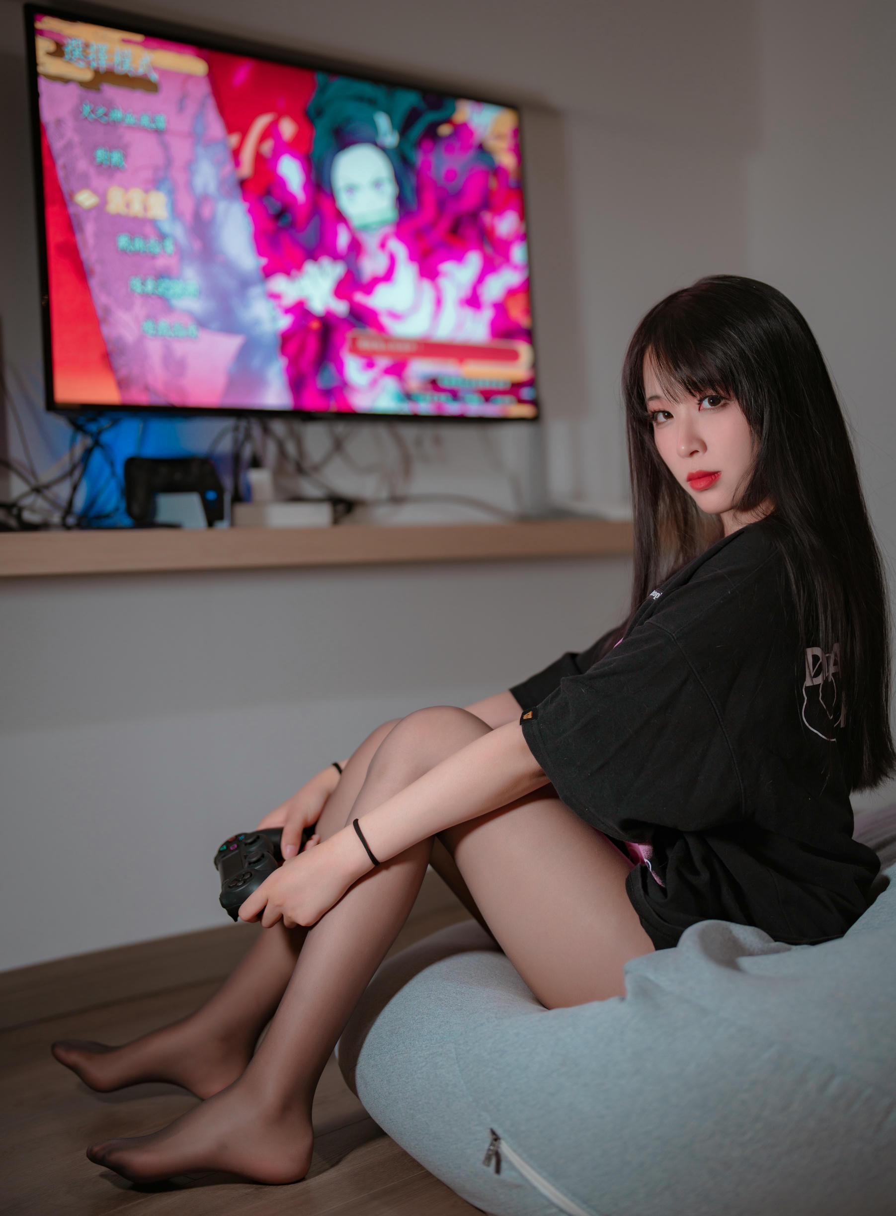 轩萧学姐 NO.033 游戏时间 [31P-90MB]_第1集