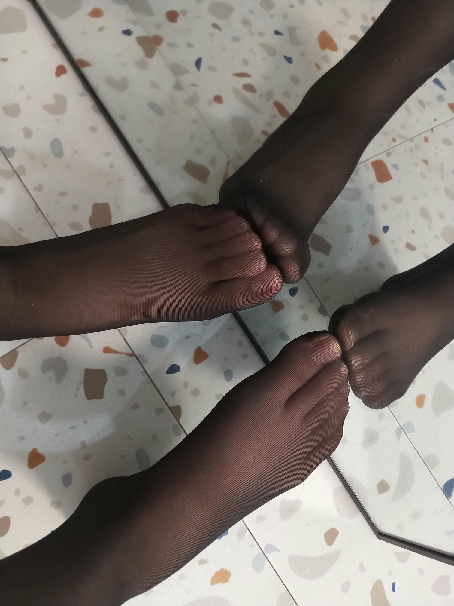 轩萧学姐 NO.003 酒红色连体衣 [33P-165MB]_第1集