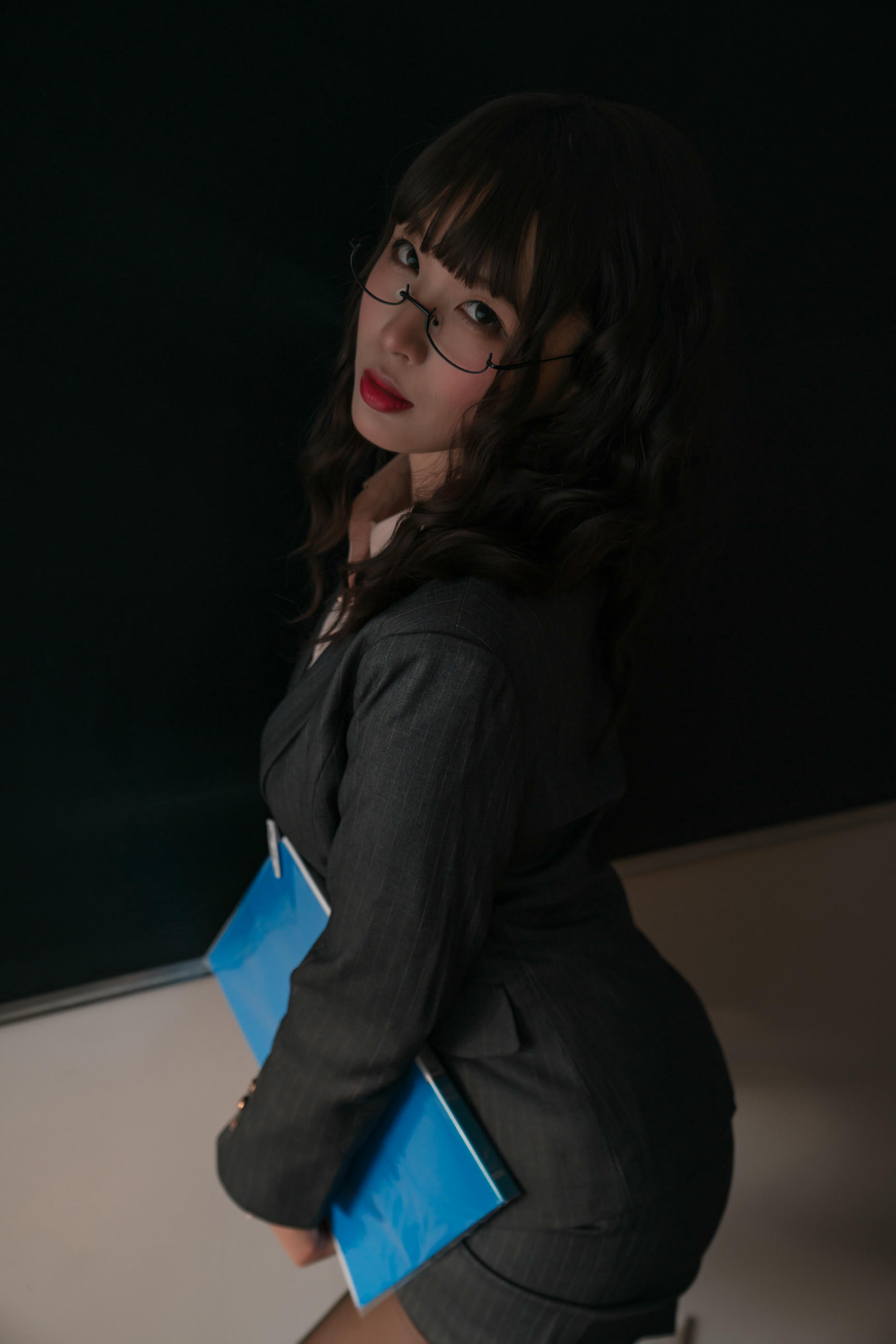 轩萧学姐 NO.037 教鞭 [45P1V-266MB]_第1集