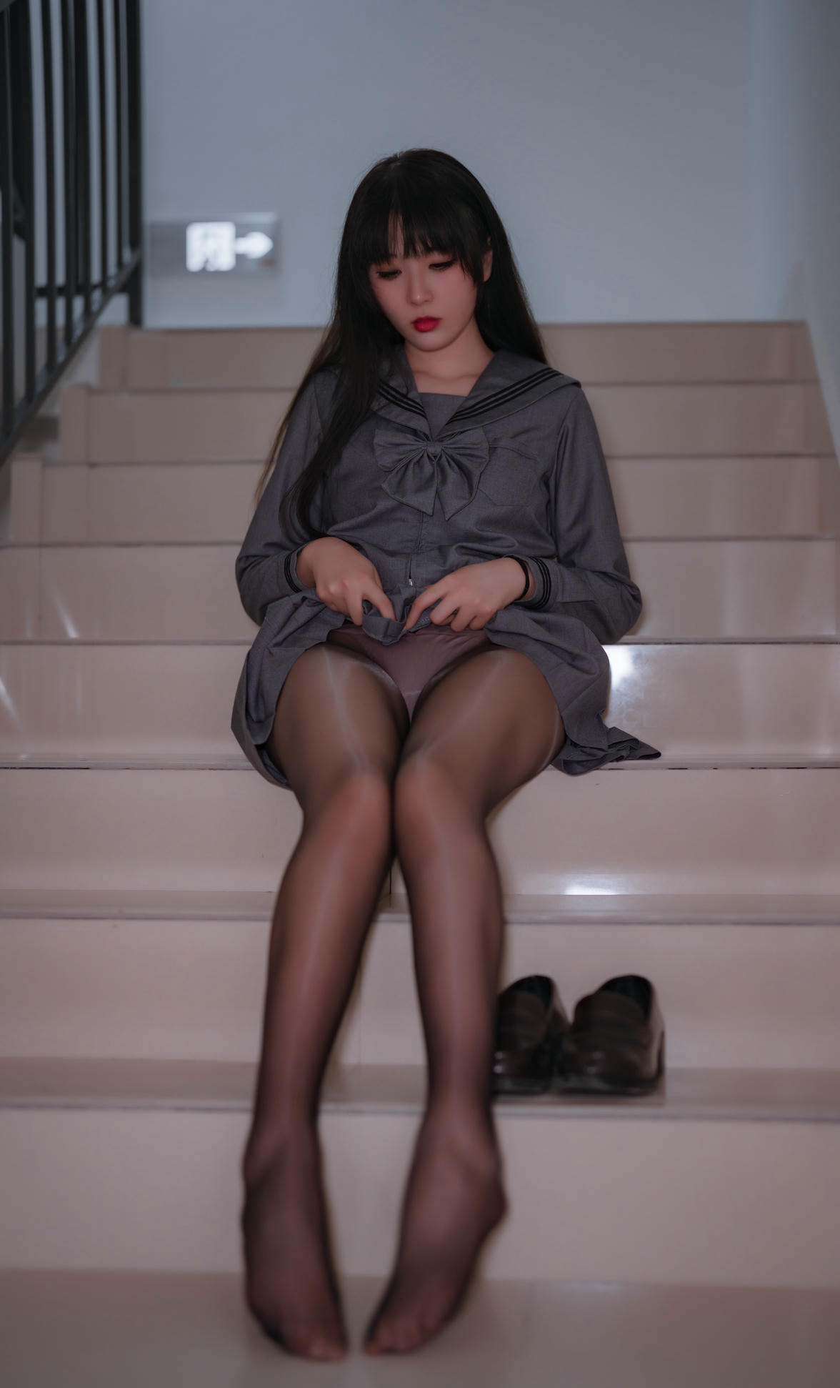 轩萧学姐 NO.038 楼道 车库 [91P 165MB]-楼道黑丝_第1集