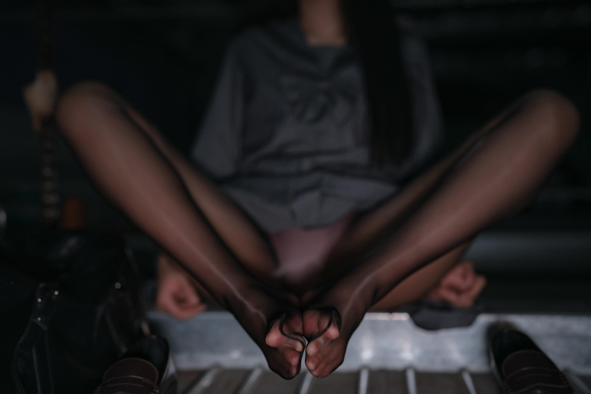 轩萧学姐 NO.038 楼道 车库 [91P 165MB]-车库黑丝_第1集