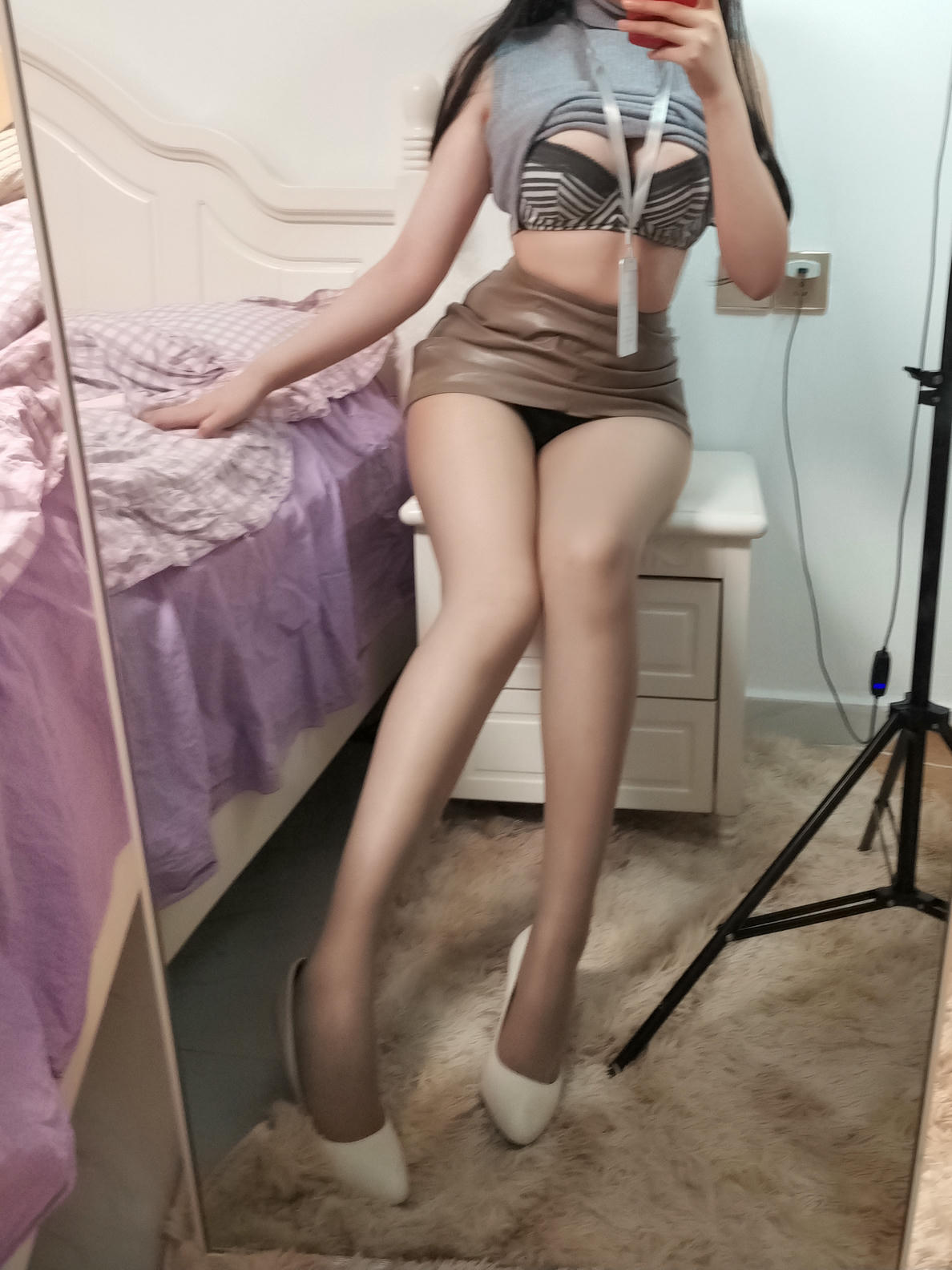 轩萧学姐 NO.004 职场新人OL [29P-129MB]_第1集