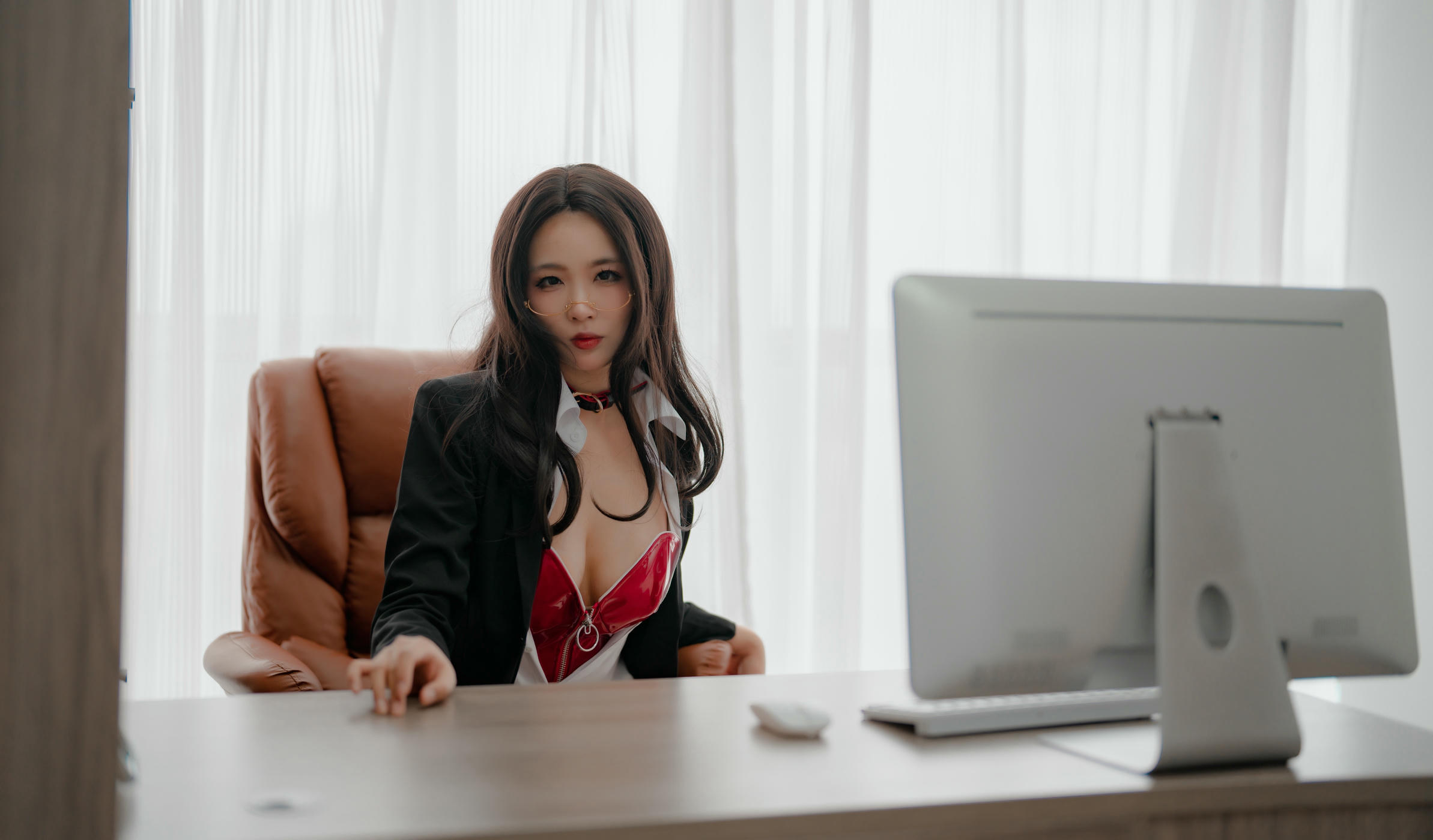 轩萧学姐 NO.040 女社长 [108P1V-203MB]_第2集