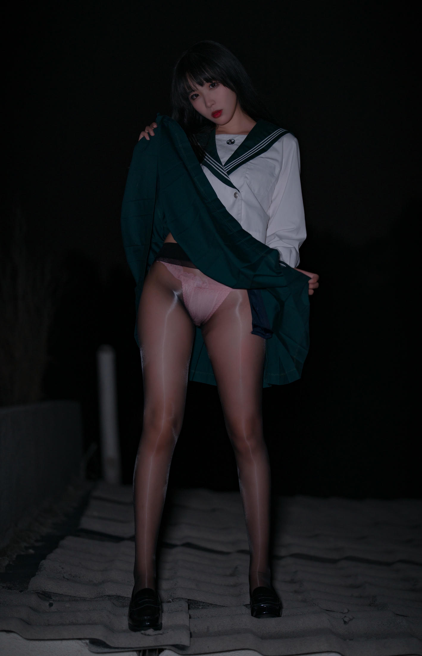 轩萧学姐 NO.041 公路JK [60P 135MB]-屋顶部分_第1集