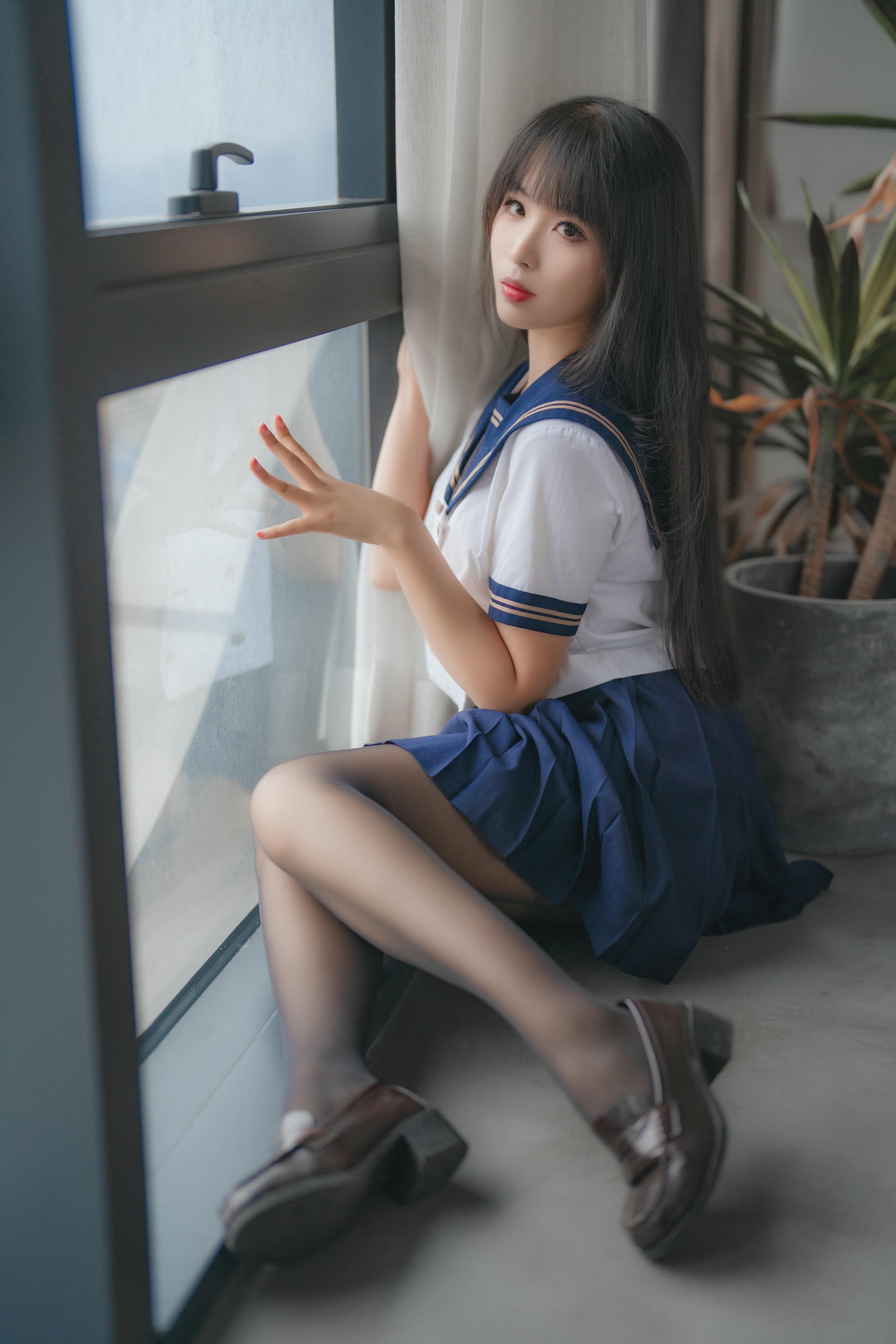 轩萧学姐 NO.043 5月舰长 黑丝jk [32P 112MB]_第1集