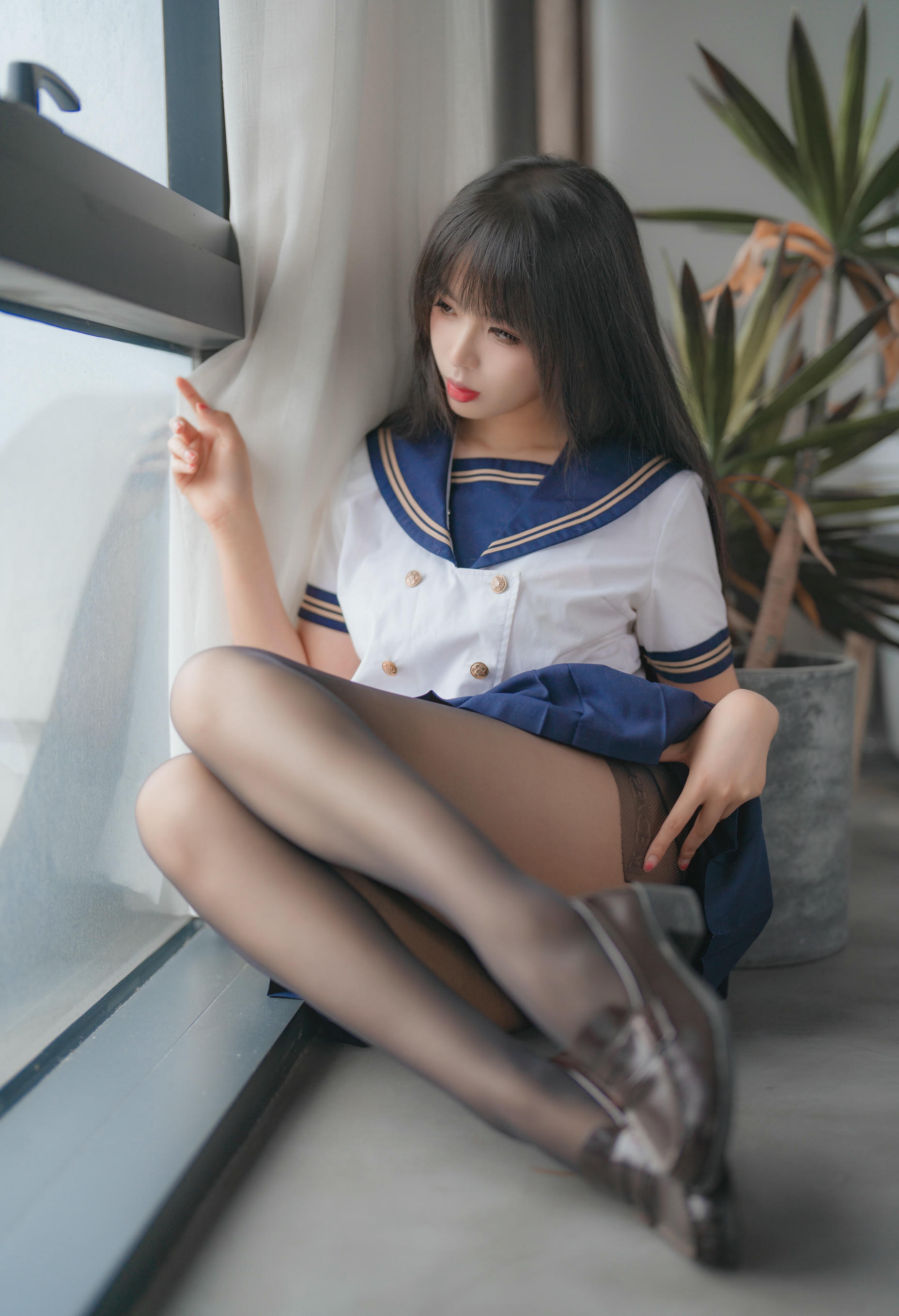 轩萧学姐 NO.043 5月舰长 黑丝jk [32P 112MB]_第1集