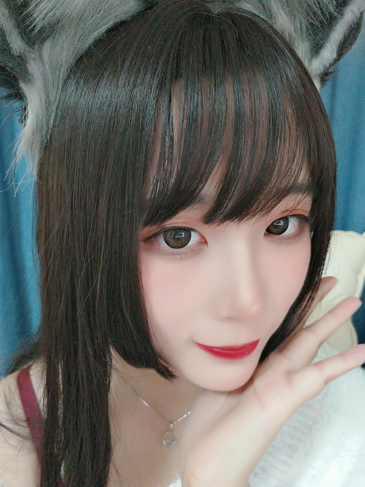 轩萧学姐 NO.005 犬系小姐姐 [15P3V-270MB]_第1集