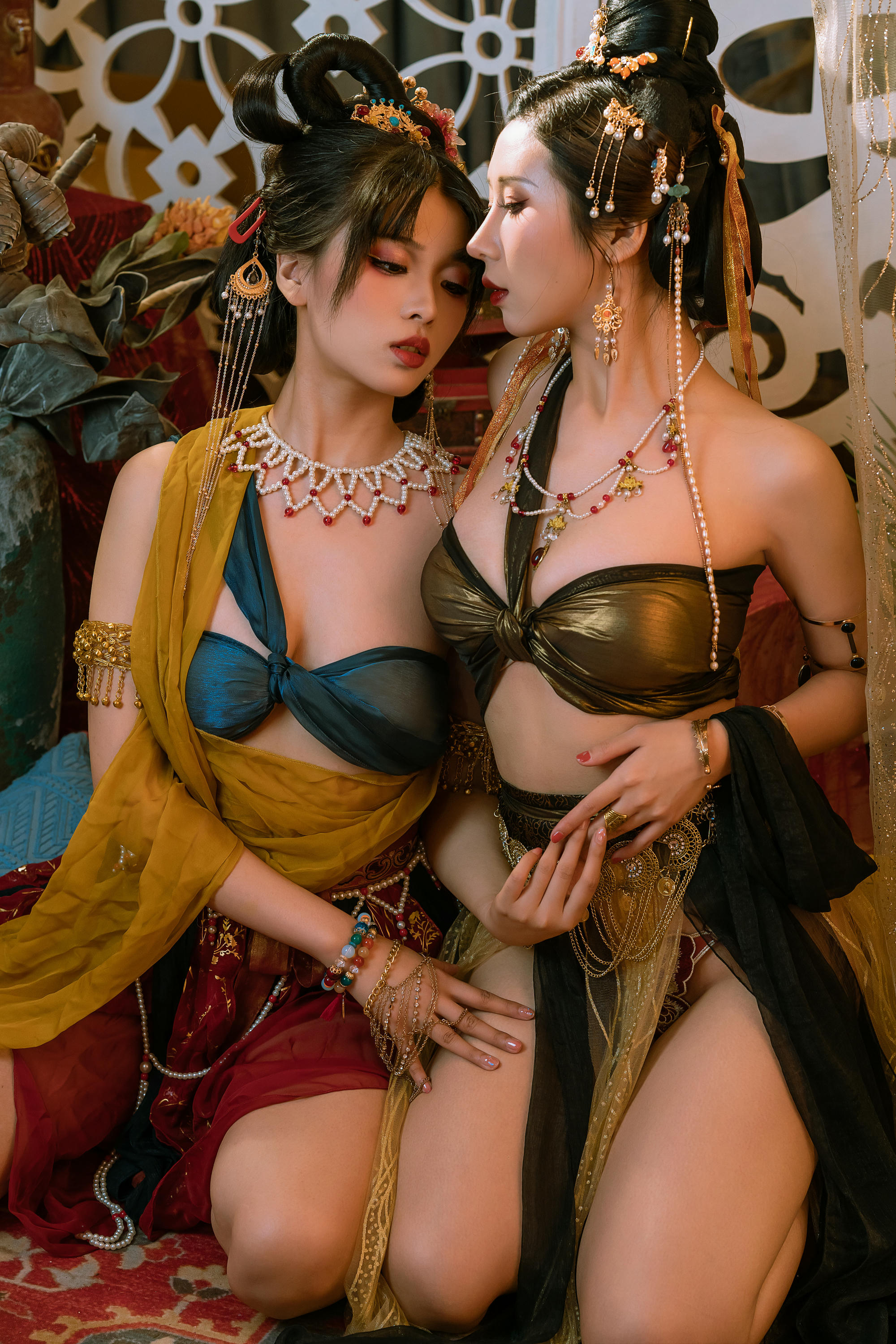 轩萧学姐 NO.053 奶桃桃&轩萧学姐 古风敦煌[34P-1V-488.2M]_第1集