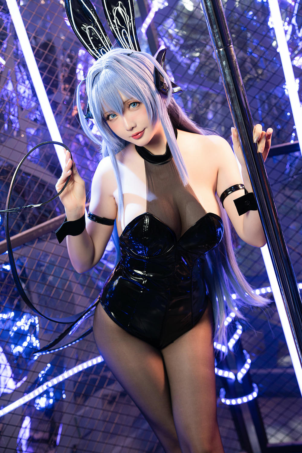 星之迟迟 - NO.82 纯白と漆黑-花园 [31P-168MB]_第1集