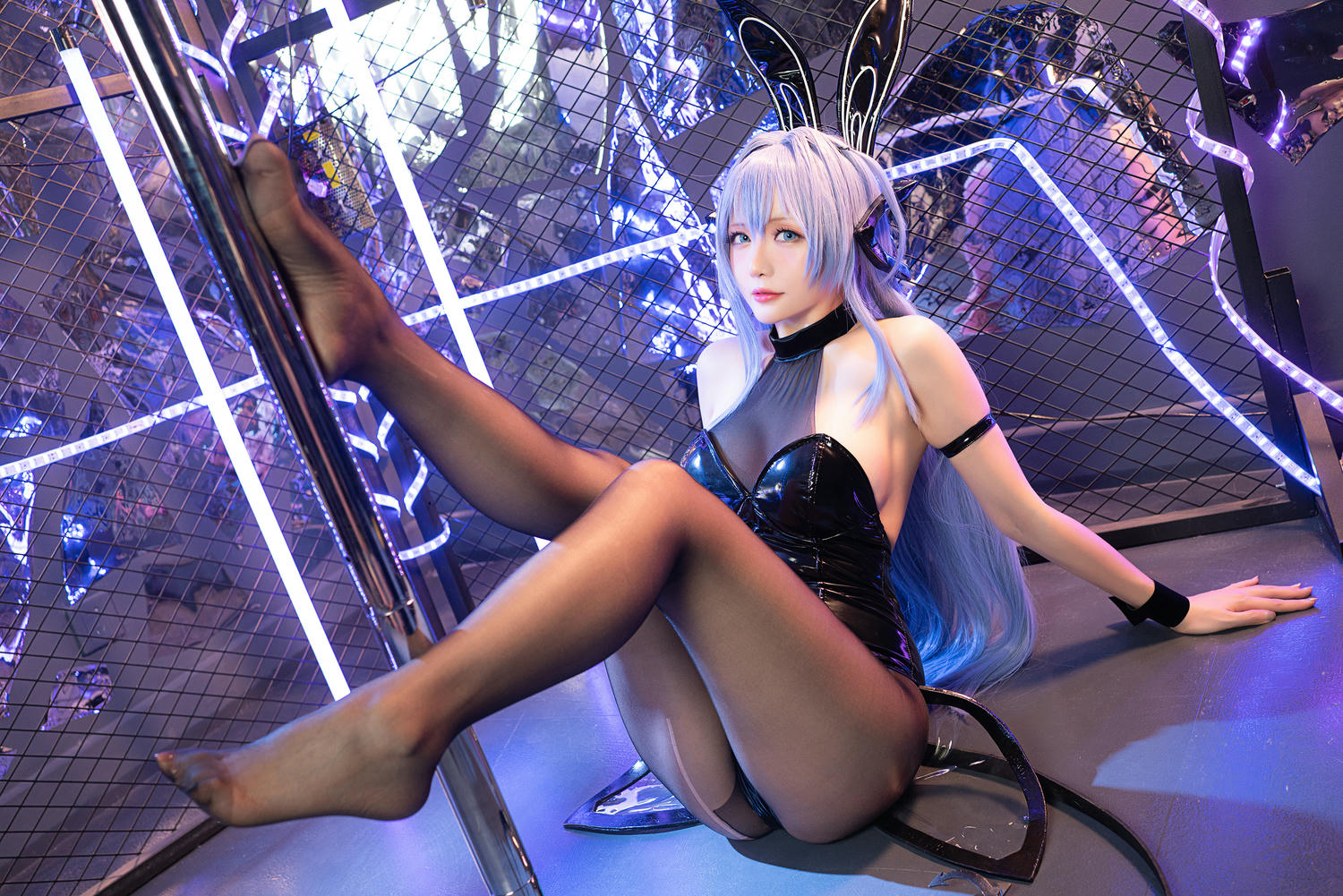 星之迟迟 - NO.82 纯白と漆黑-花园 [31P-168MB]_第2集