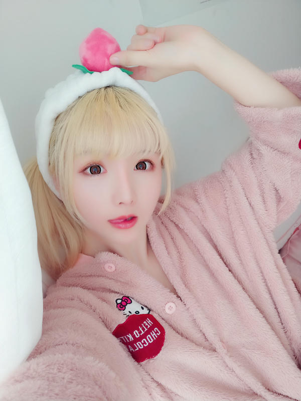 星之迟迟 - VOL.01 粉红泡泡包 [56P-56MB]-桃味KITTY（16P）_第1集