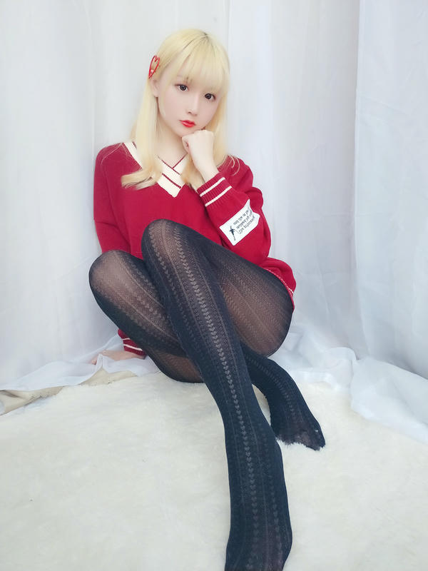 星之迟迟 - VOL.08 玫瑰月光包 [71P-63MB]-玫瑰味黑丝（26P）_第2集