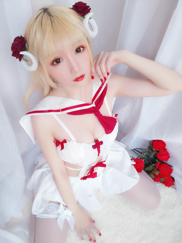 星之迟迟 - VOL.08 玫瑰月光包 [71P-63MB]-白月光与红玫瑰（45P）_第2集