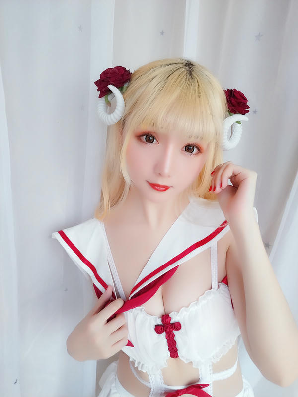 星之迟迟 - VOL.08 玫瑰月光包 [71P-63MB]-白月光与红玫瑰（45P）_第3集