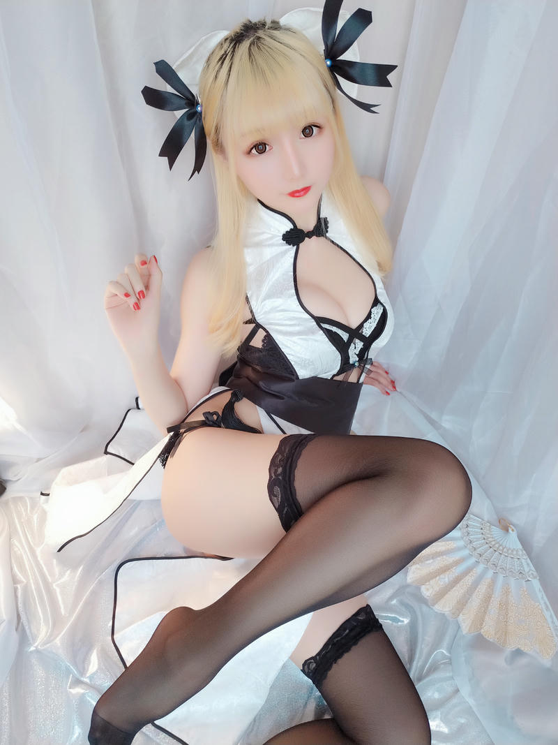 星之迟迟 - VOL.10 优雅旗袍包 [62P-106MB]-高开叉旗袍（62P）_第1集