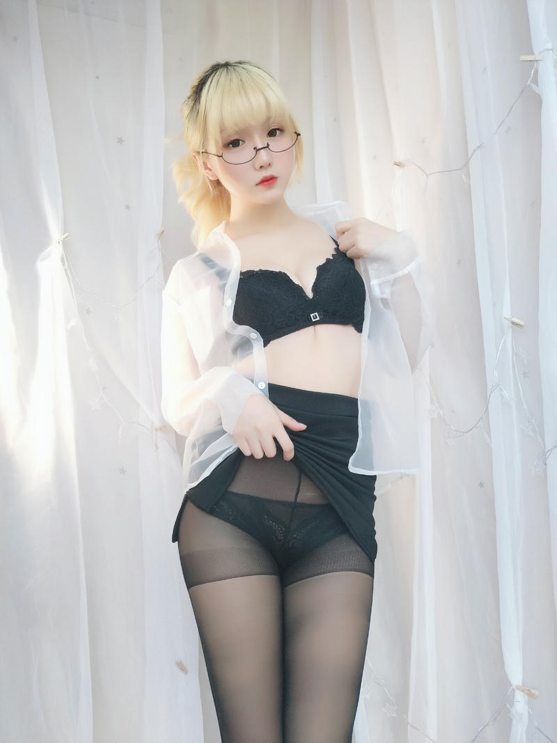 星之迟迟 - VOL.11 今晚加班包 [58P-101MB]-今晚加班（58P）_第1集