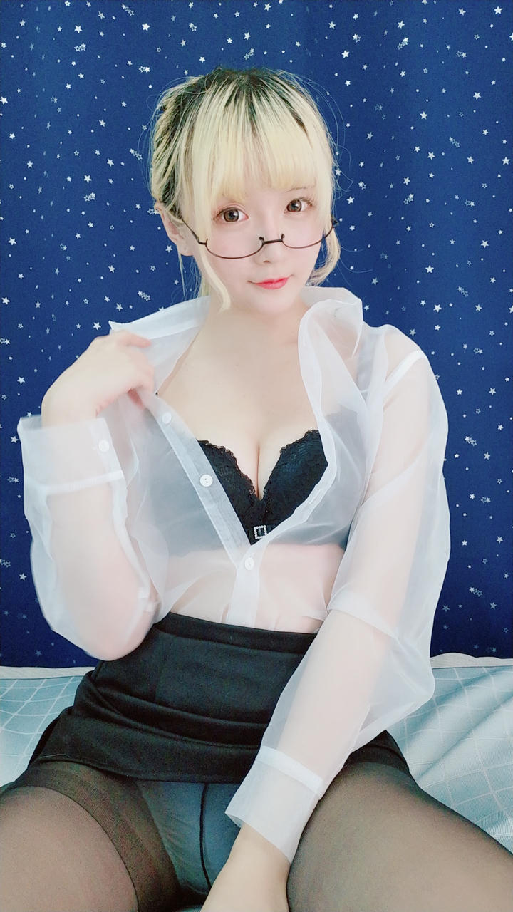 星之迟迟 - 定制01 6-20 黑丝 [75P5V-916MB]_第2集