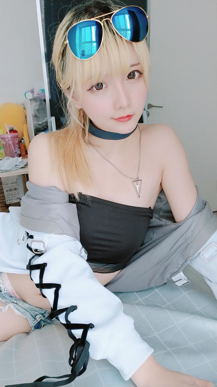 星之迟迟 - 定制03 6-21 莉莉丝 [60P2V-301MB]_第2集