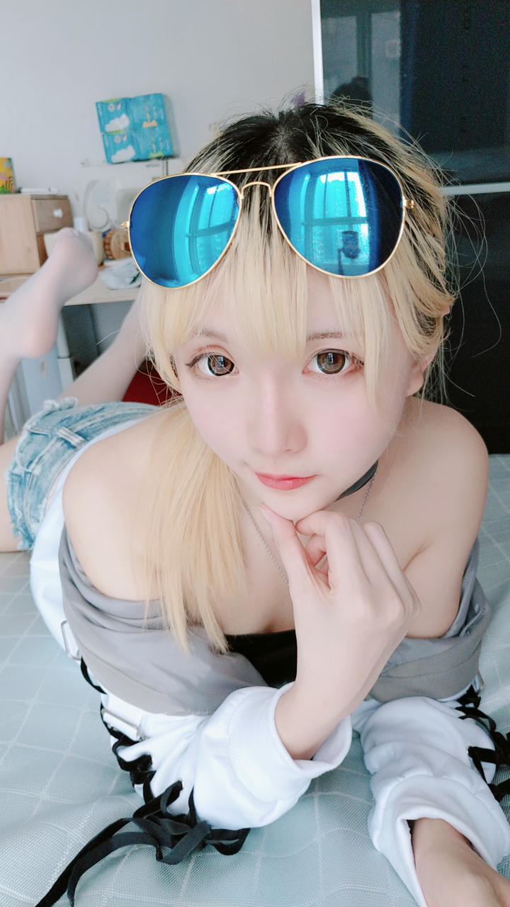 星之迟迟 - 定制03 6-21 莉莉丝 [60P2V-301MB]_第2集