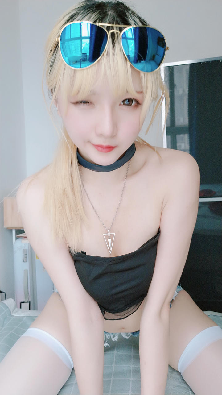 星之迟迟 - 定制03 6-21 莉莉丝 [60P2V-301MB]_第3集