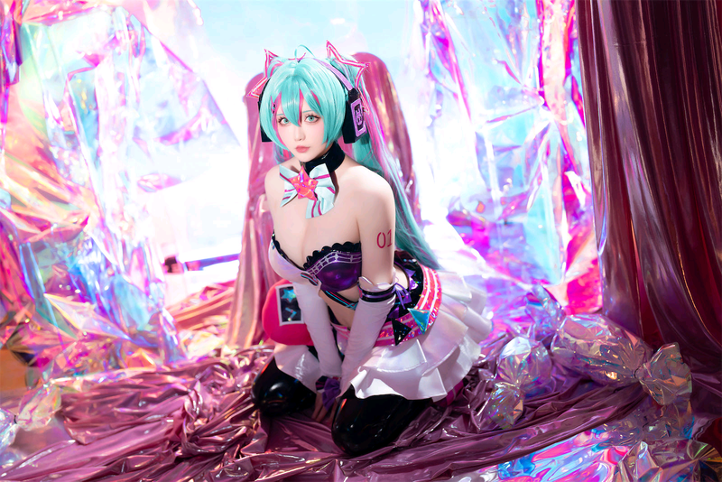 星之迟迟 NO.247 Miku初音未来 喵斯快跑[73P-117.2M]_第2集
