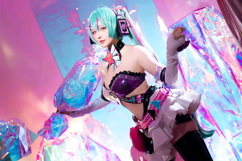 星之迟迟 NO.247 Miku初音未来 喵斯快跑[73P-117.2M]_第3集