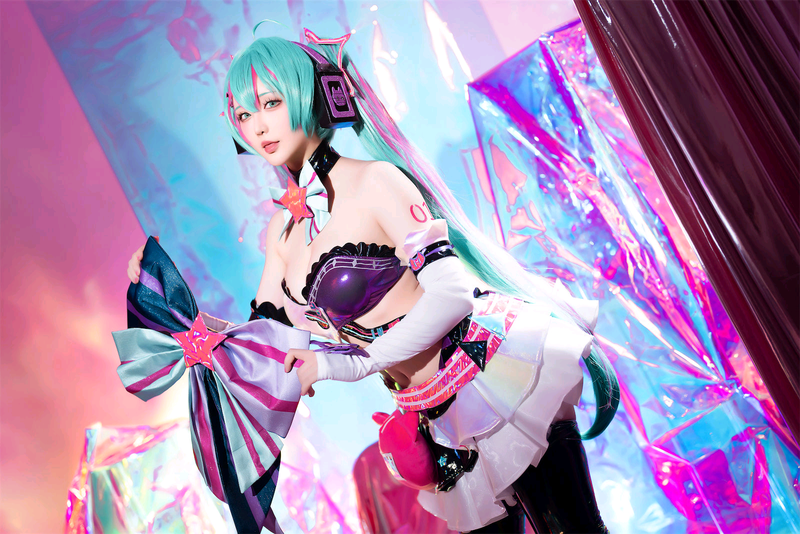 星之迟迟 NO.247 Miku初音未来 喵斯快跑[73P-117.2M]_第3集