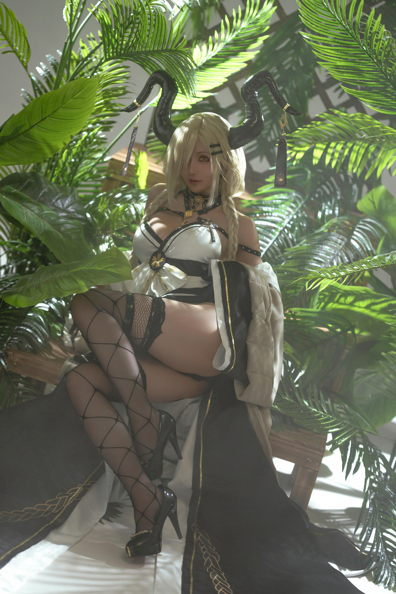 星之迟迟 NO.266 2024-万圣节尾张 [208P2V 3.96GB]_第3集