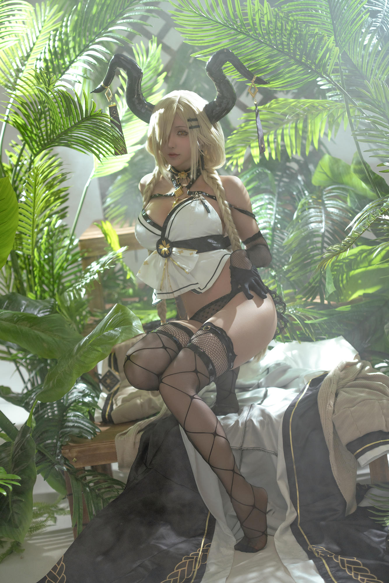 星之迟迟 NO.266 2024-万圣节尾张 [208P2V 3.96GB]_第4集