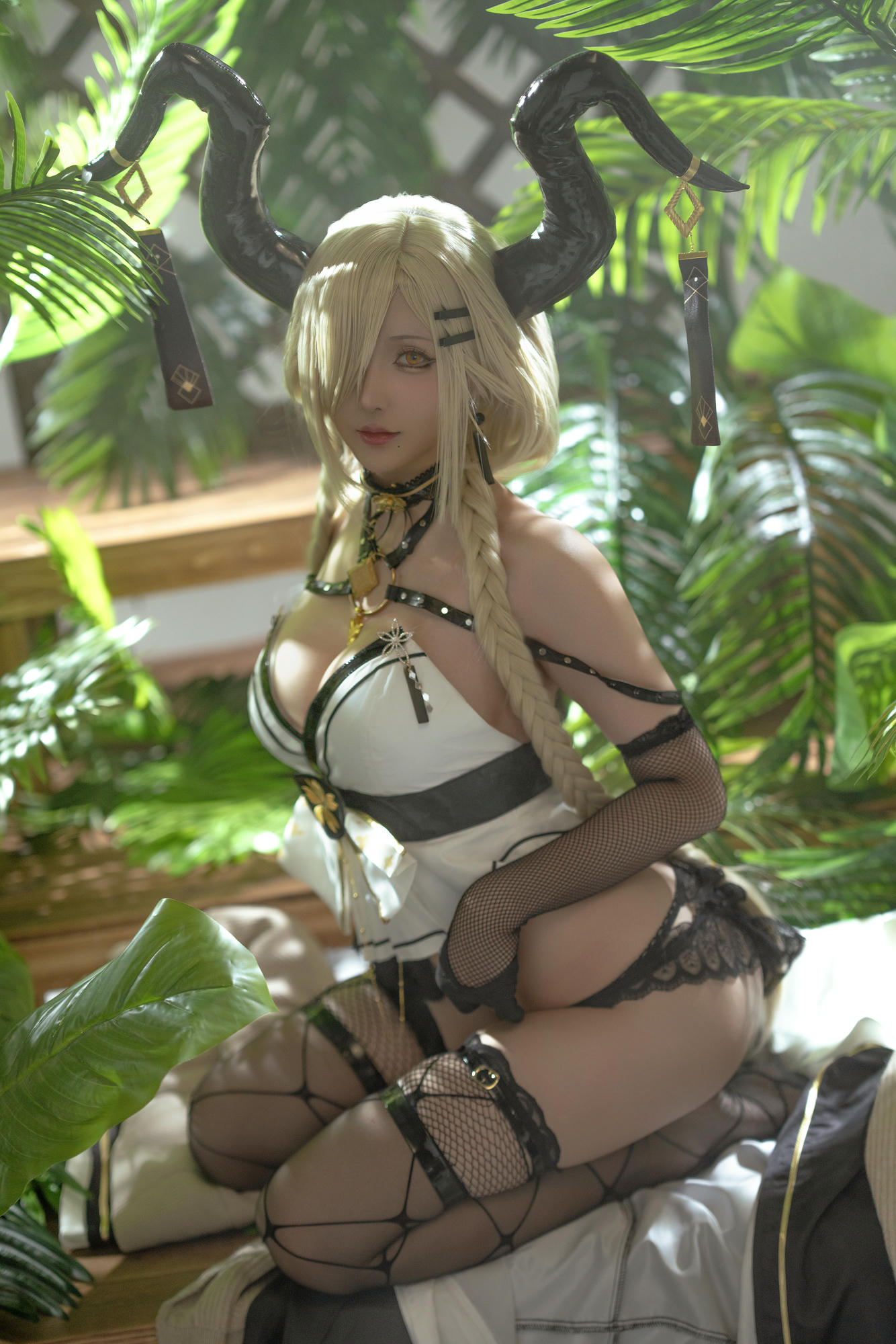 星之迟迟 NO.266 2024-万圣节尾张 [208P2V 3.96GB]_第5集