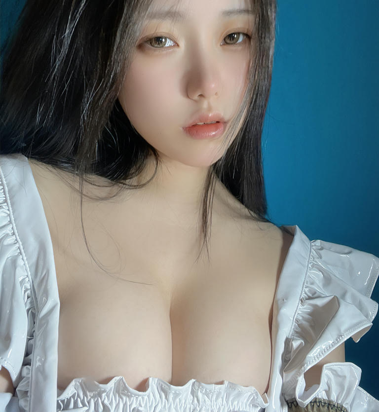 亦南南南 NO.025 小乖 [40P8V 202MB]_第1集