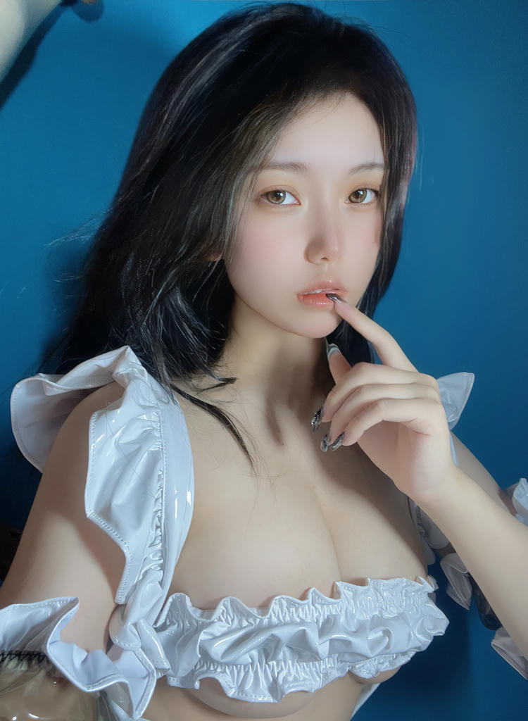 亦南南南 NO.025 小乖 [40P8V 202MB]_第1集