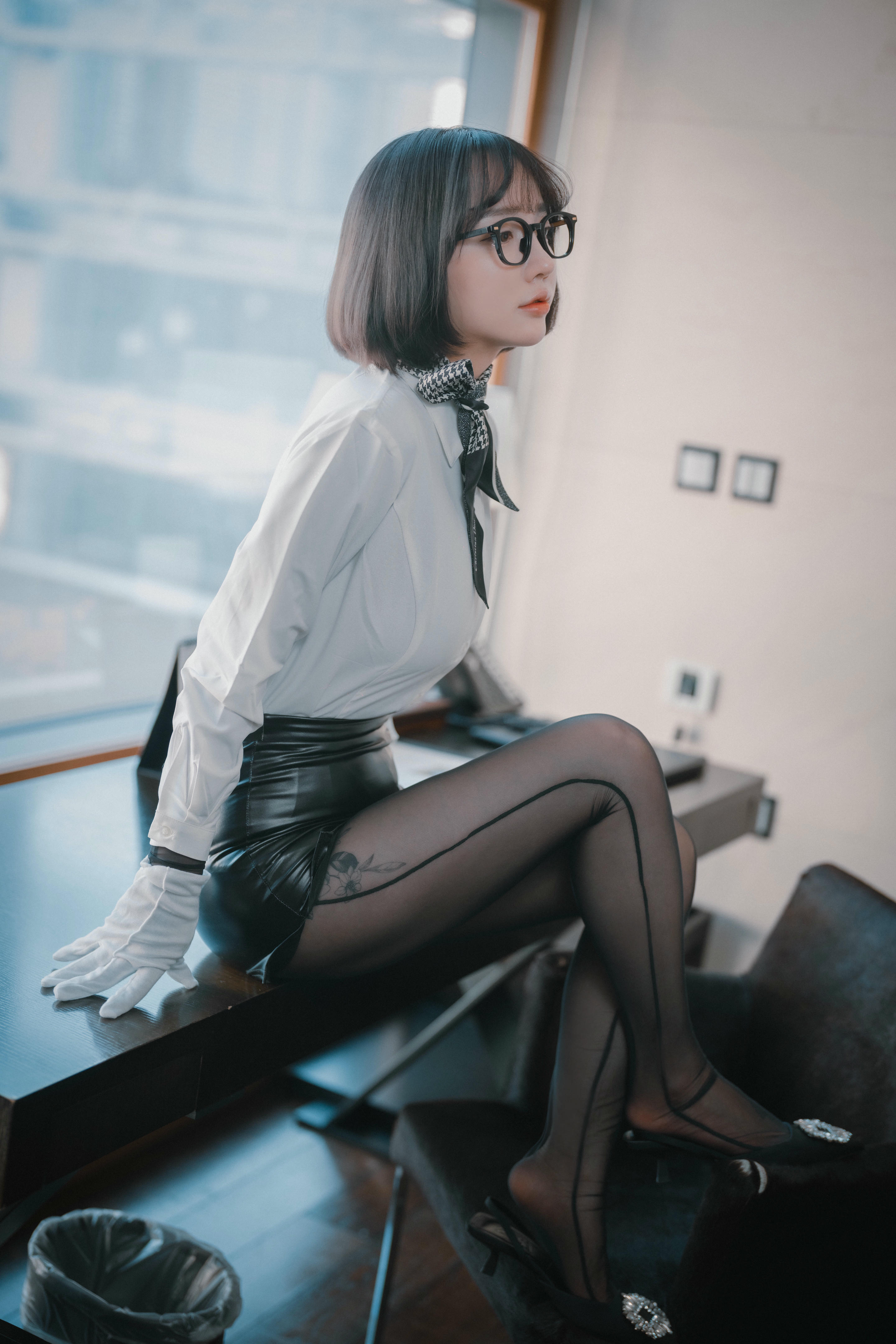 韩国模特孙乐乐-DJAWA Photo Vol.0188 - Son Ye-Eun (손예은) Naughty Supervisor [126P 2.26GB]-Normal_第1集