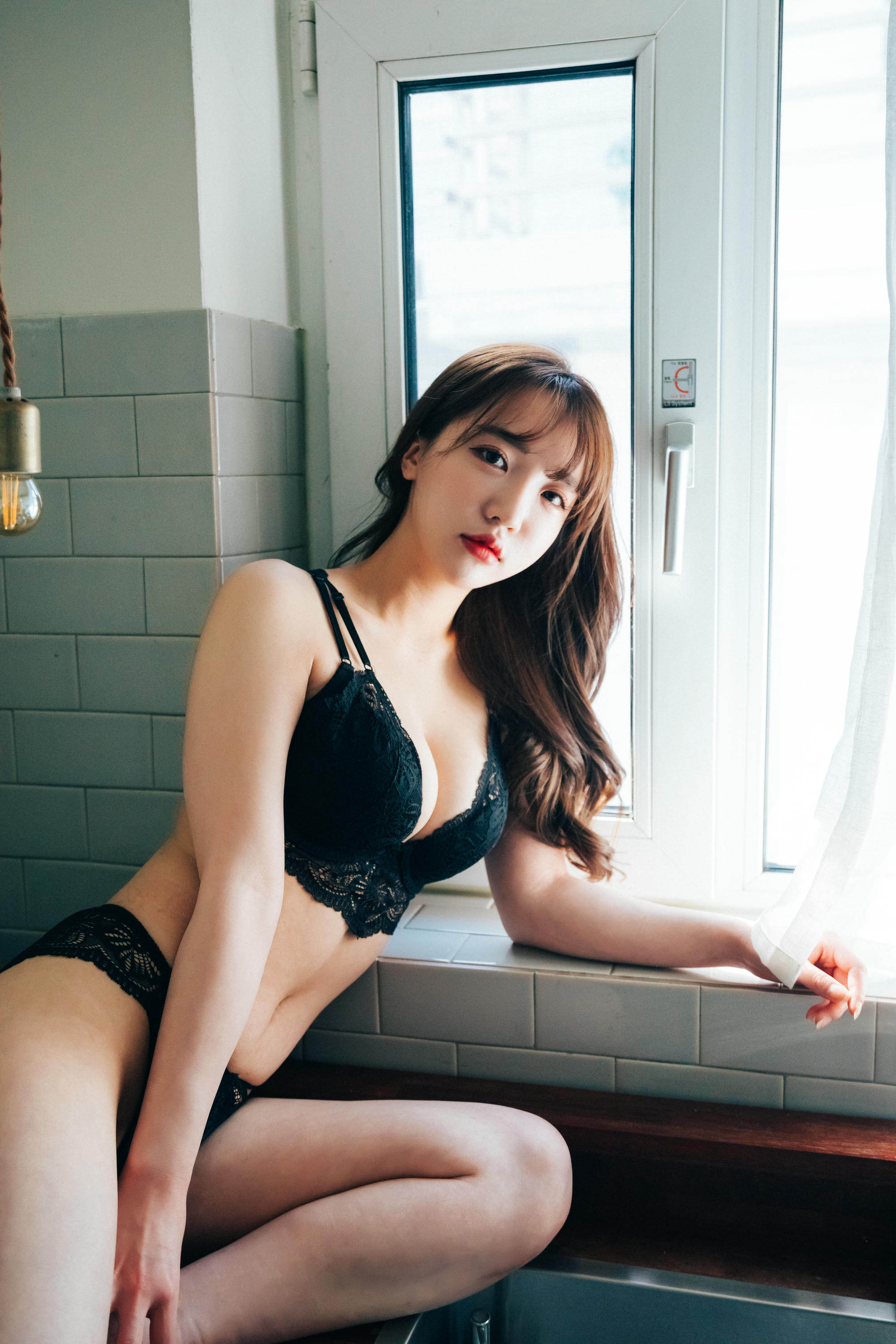 韩国模特孙乐乐-023_Loozy Maximum Vol.1 - Son Ye-Eun (손예은) [59P 656MB]_第1集