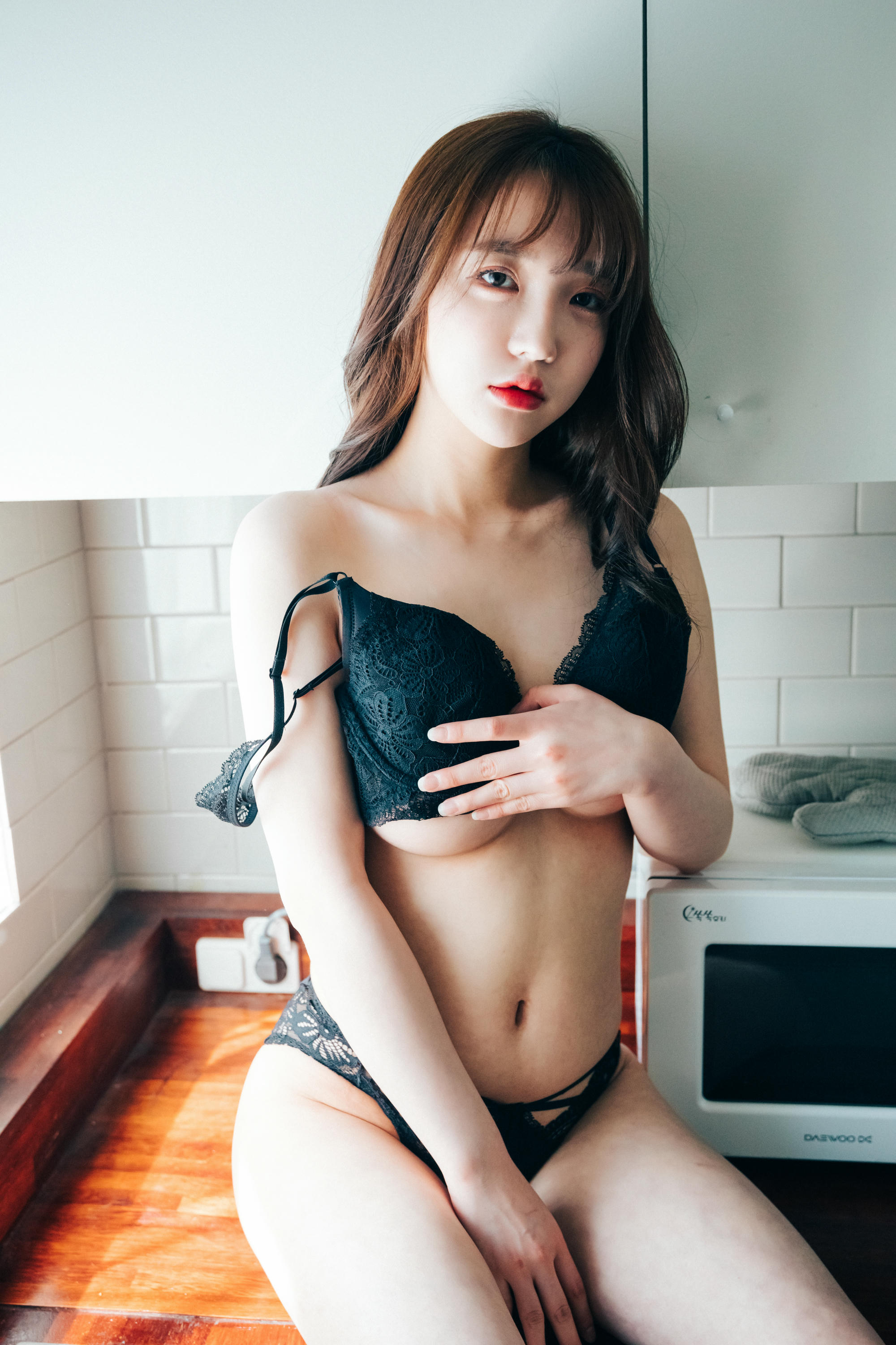 韩国模特孙乐乐-023_Loozy Maximum Vol.1 - Son Ye-Eun (손예은) [59P 656MB]_第2集