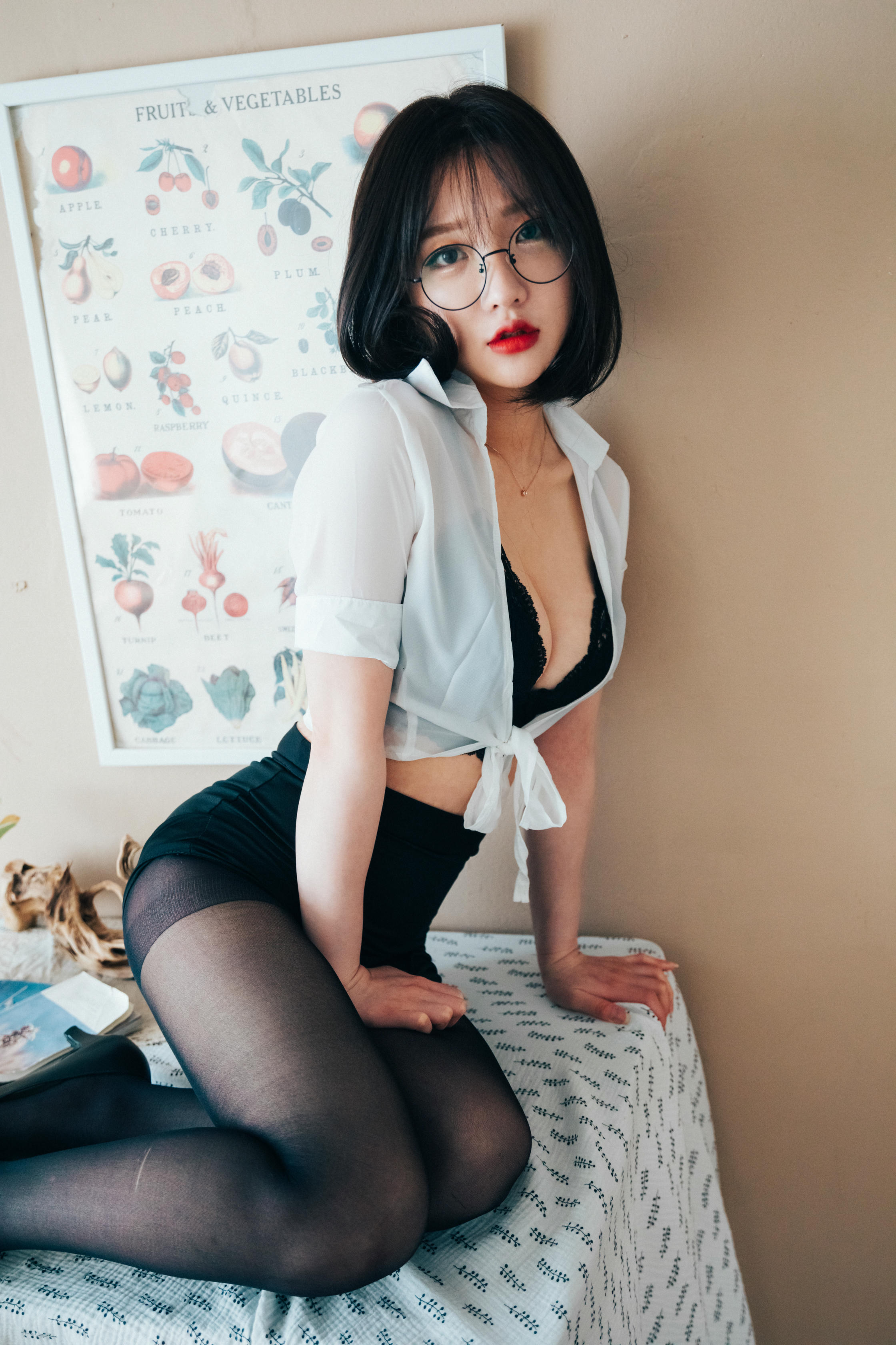 韩国模特孙乐乐-024_Loozy Officegirls Vacation Vol.1 Son Ye-Eun (손예은) [55P 10V 1GB]_第1集