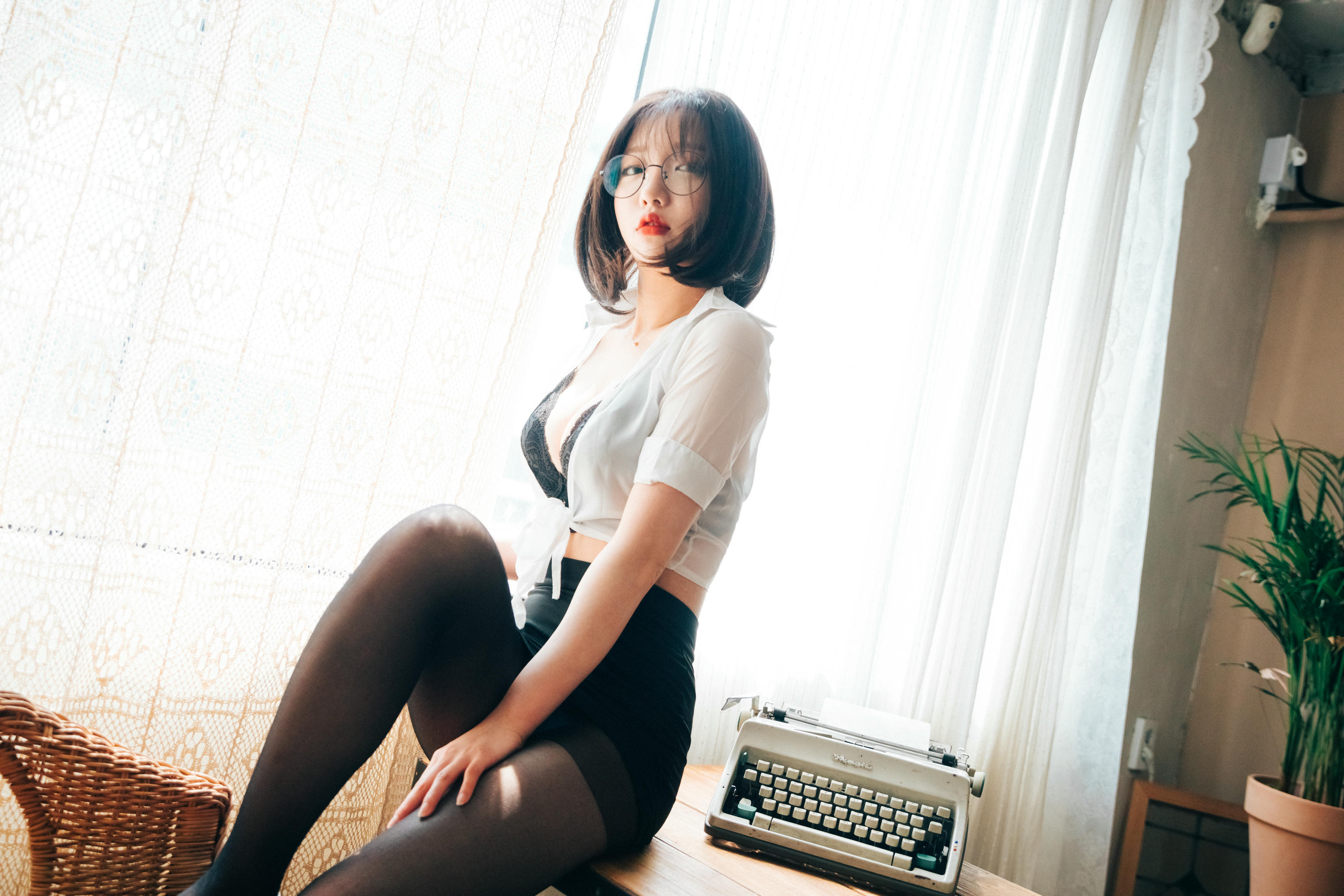 韩国模特孙乐乐-024_Loozy Officegirls Vacation Vol.1 Son Ye-Eun (손예은) [55P 10V 1GB]_第3集