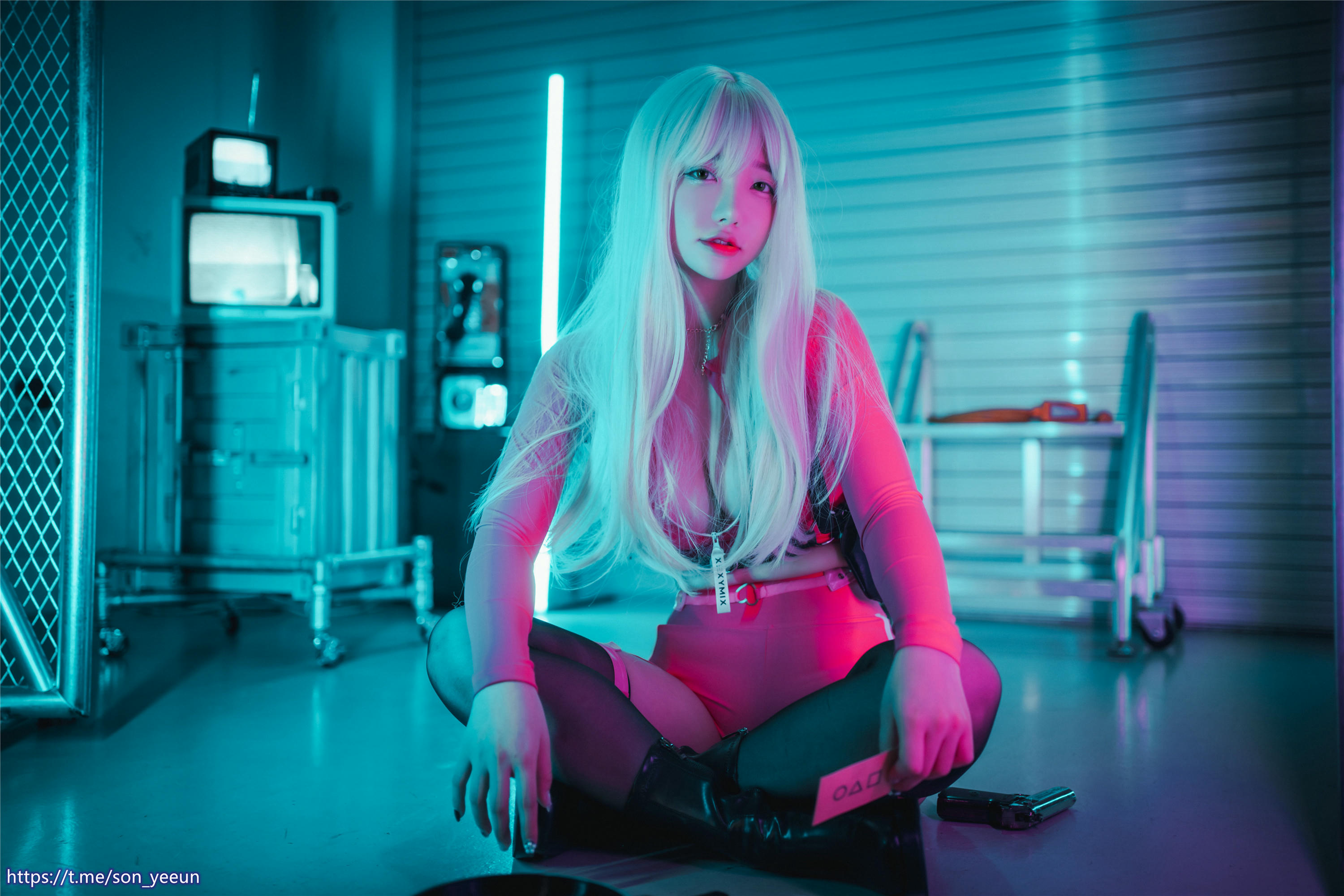 韩国模特孙乐乐-035_DJAWA Photo Vol.0170 - Son Ye-Eun (손예은) - [Squid Game] Triangle Soldier 鱿鱼游戏 [56P 657MB]_第3集