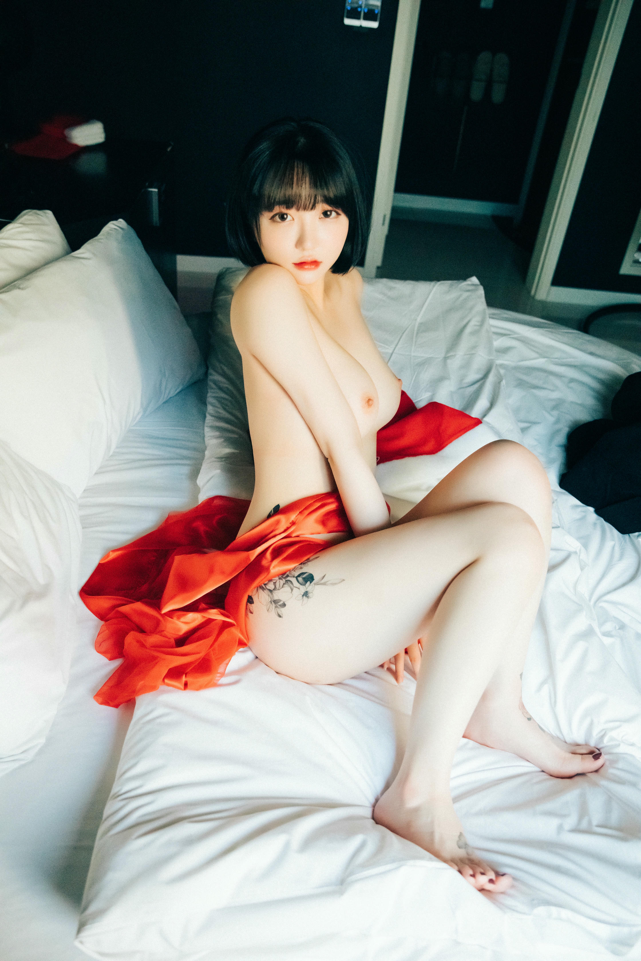 韩国模特孙乐乐-042_Loozy Son Ye-Eun (손예은)  Double Date+S.Ver [94P-705MB]-S.Ver_第1集