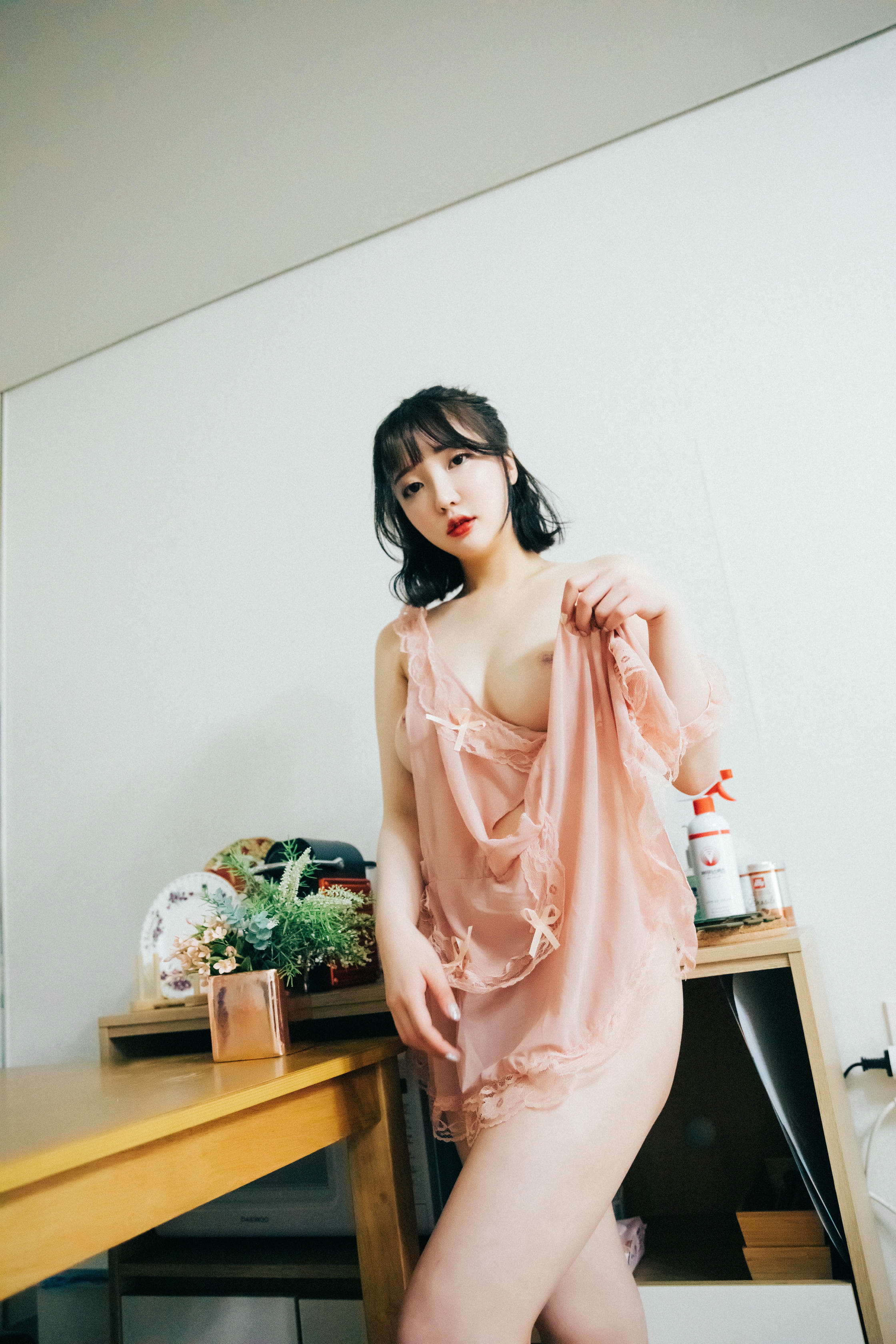 韩国模特孙乐乐-056_Loozy Ye Eun (손예은) HBD + S.Ver [132P-1.03GB]-S version_第1集