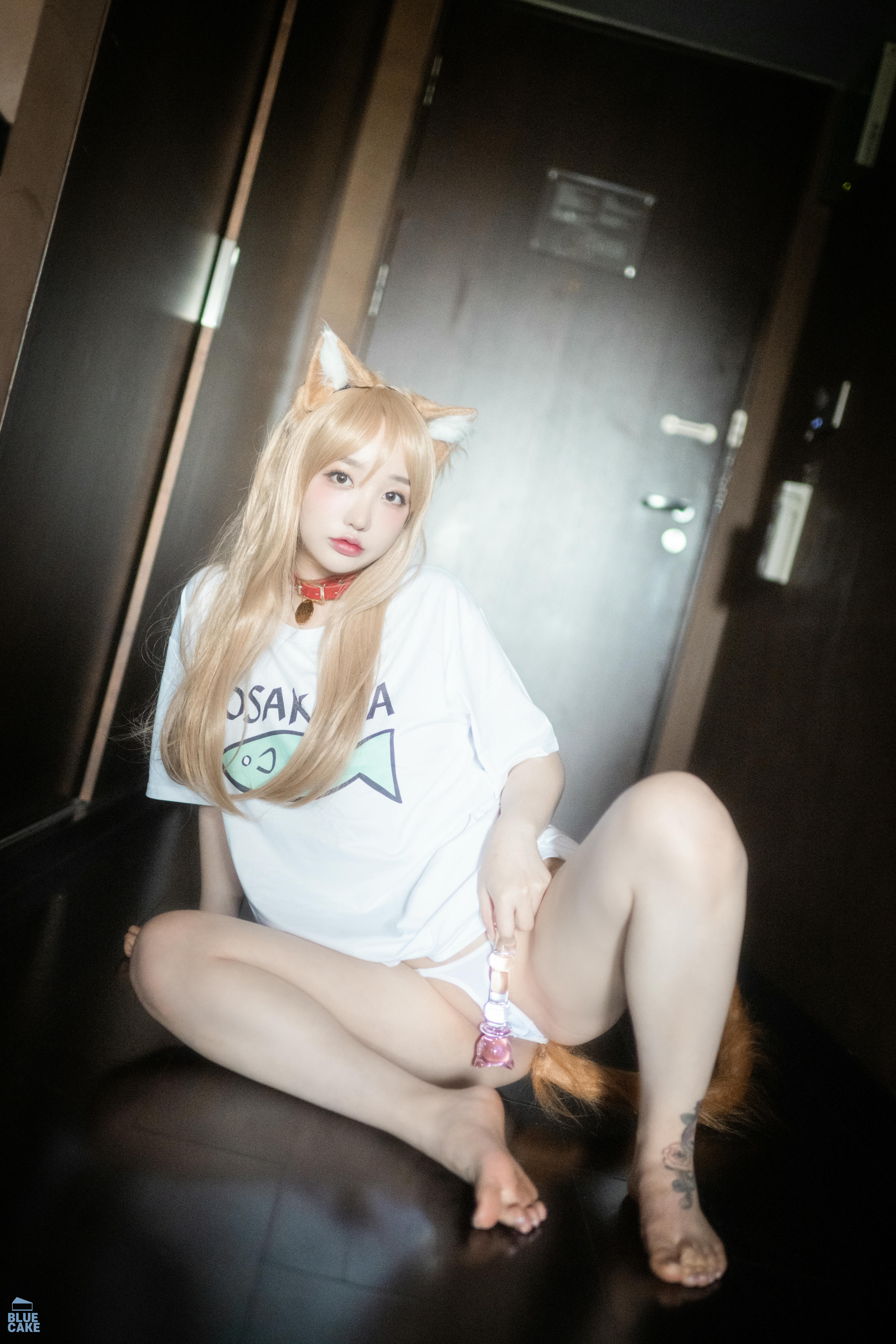 韩国模特孙乐乐-105_BLUECAKE YeEun Puss Puss RED+COSPLAY Original [202P 5.21GB]_第8集