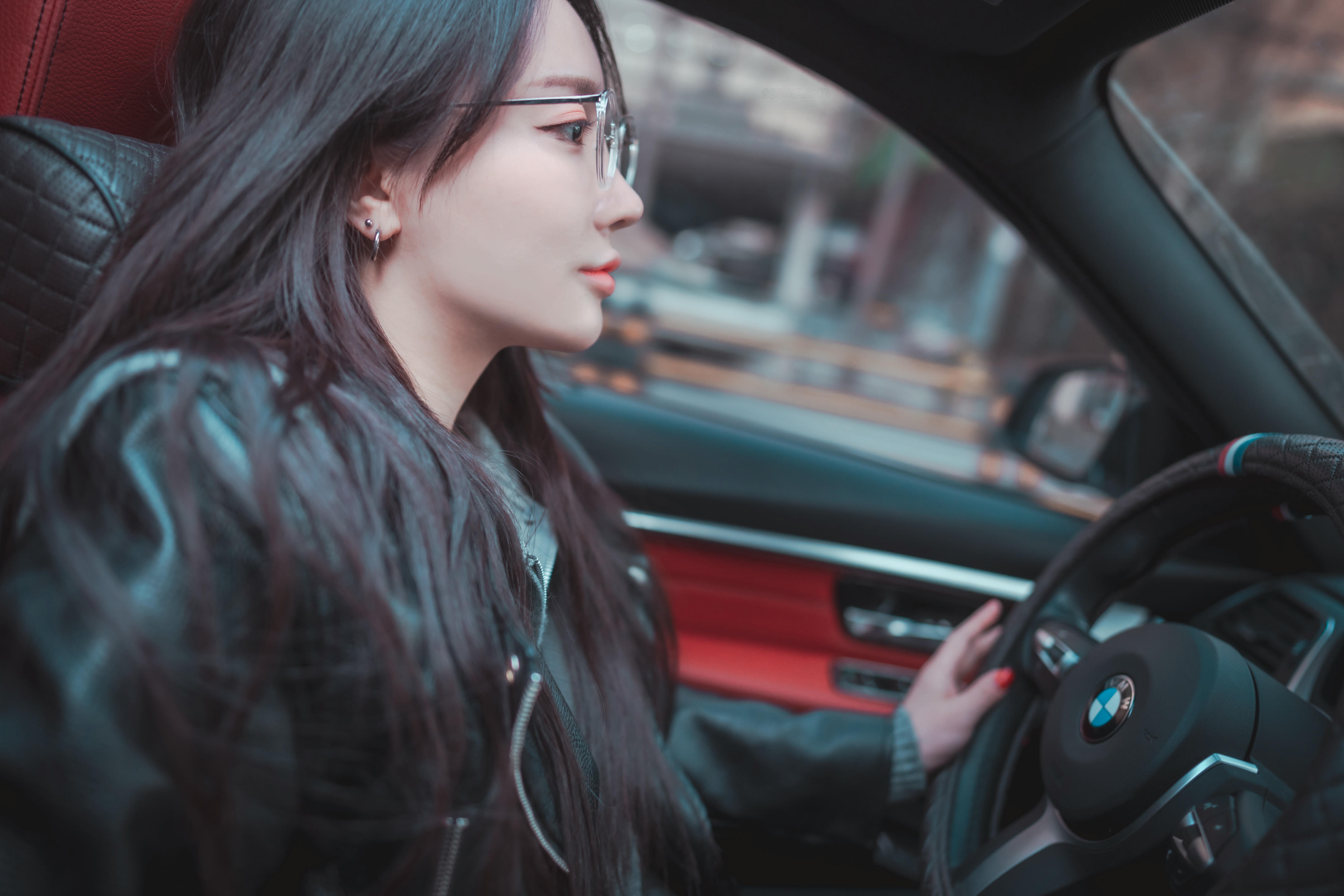 韩国模特孙乐乐-118_DJAWA Photo Yeeun (손예은) Drive My Car [70P-1.49GB]_第1集