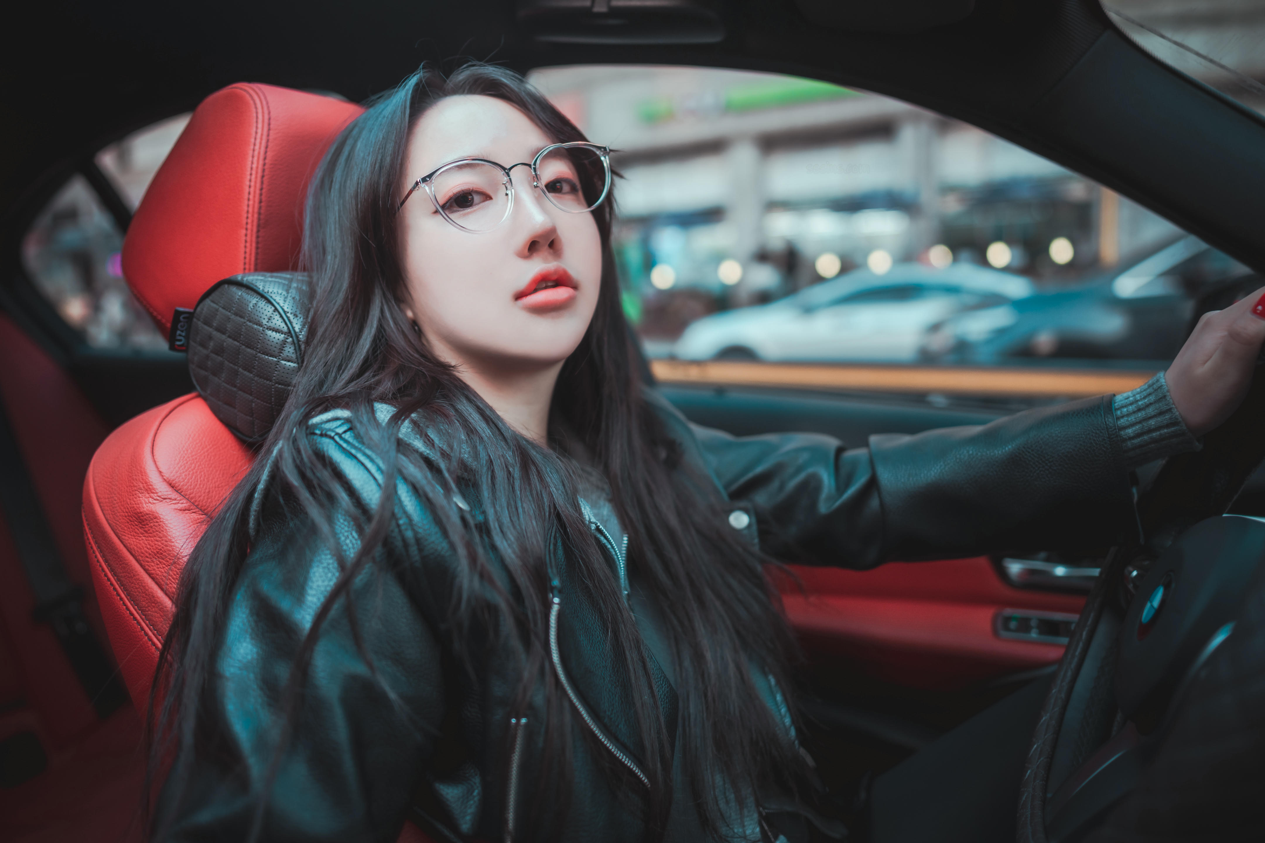 韩国模特孙乐乐-118_DJAWA Photo Yeeun (손예은) Drive My Car [70P-1.49GB]_第1集